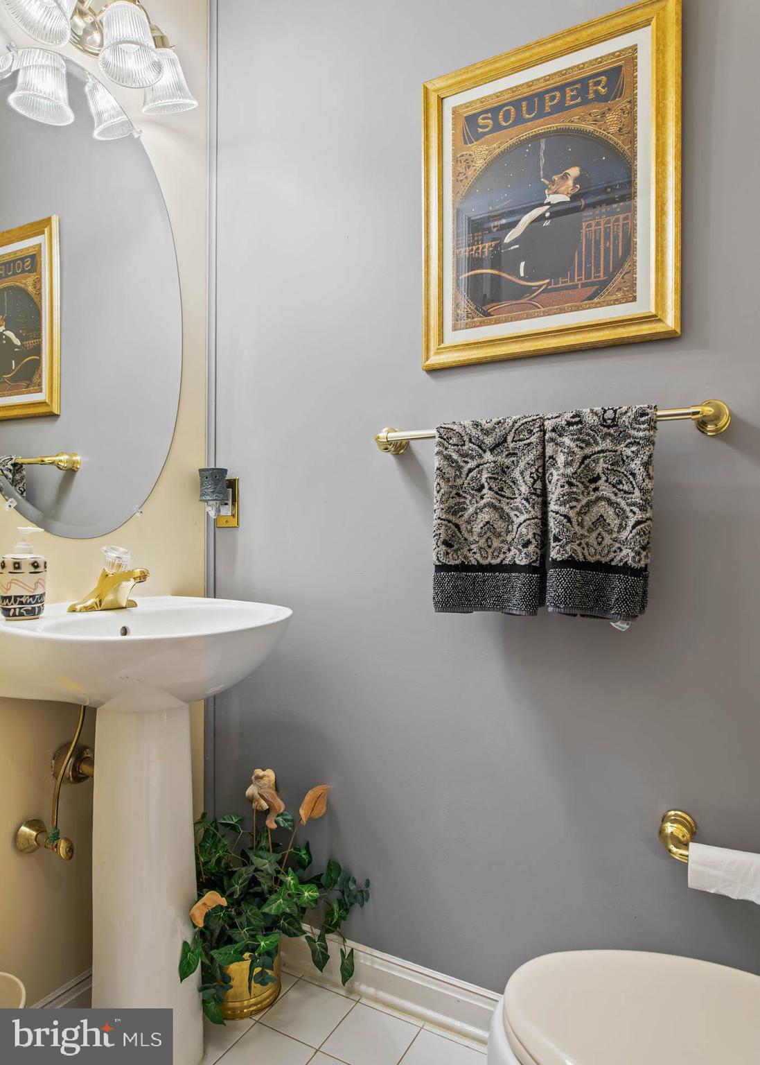 ANDORRA WOODS - Residential