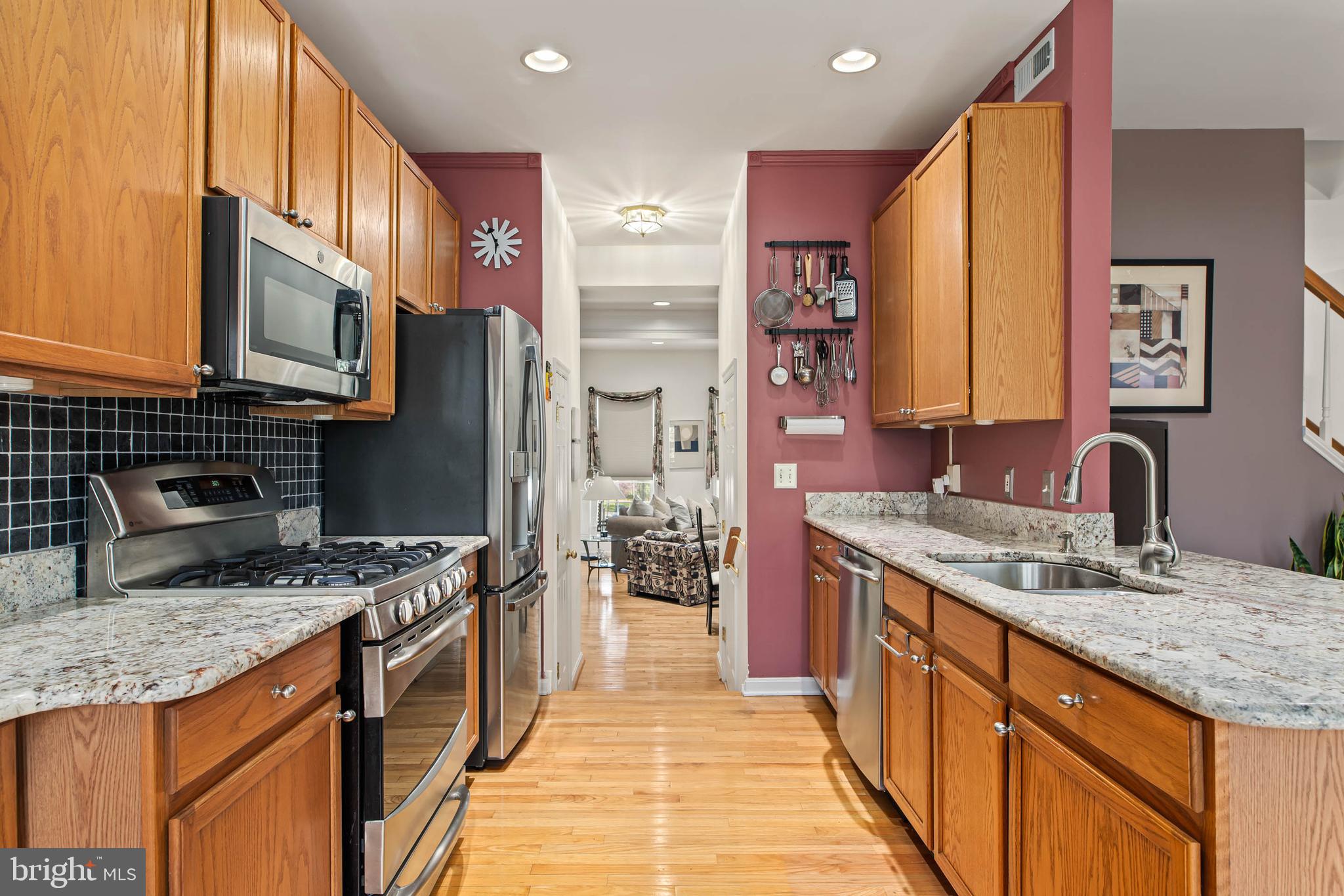 ANDORRA WOODS - Residential