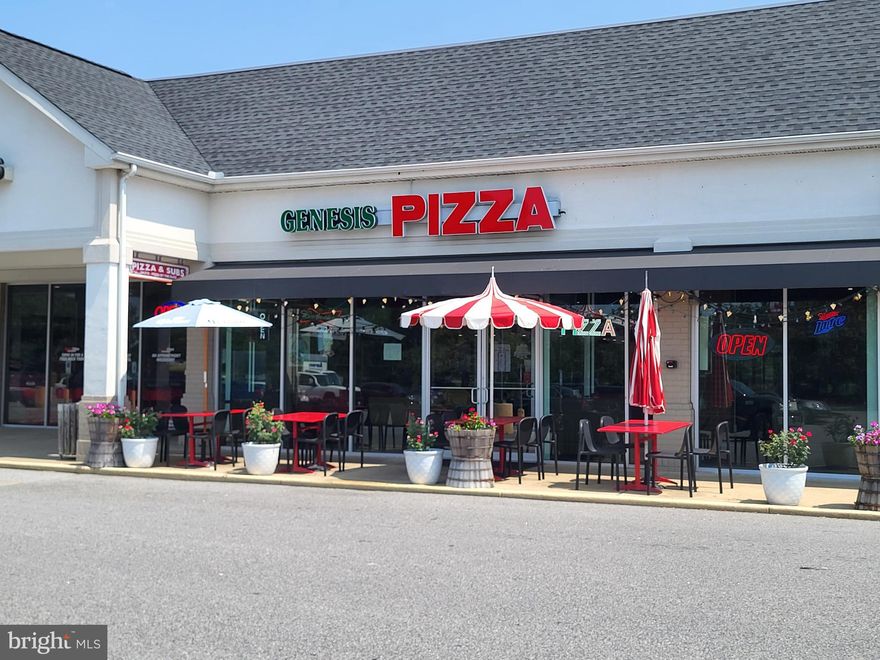 Well established restaurant in the Busy Easton Marketplace Shopping Center.  Strong track record with a well known location and product.