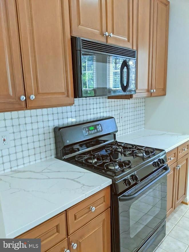 SOLOMONS LANDING - Residential