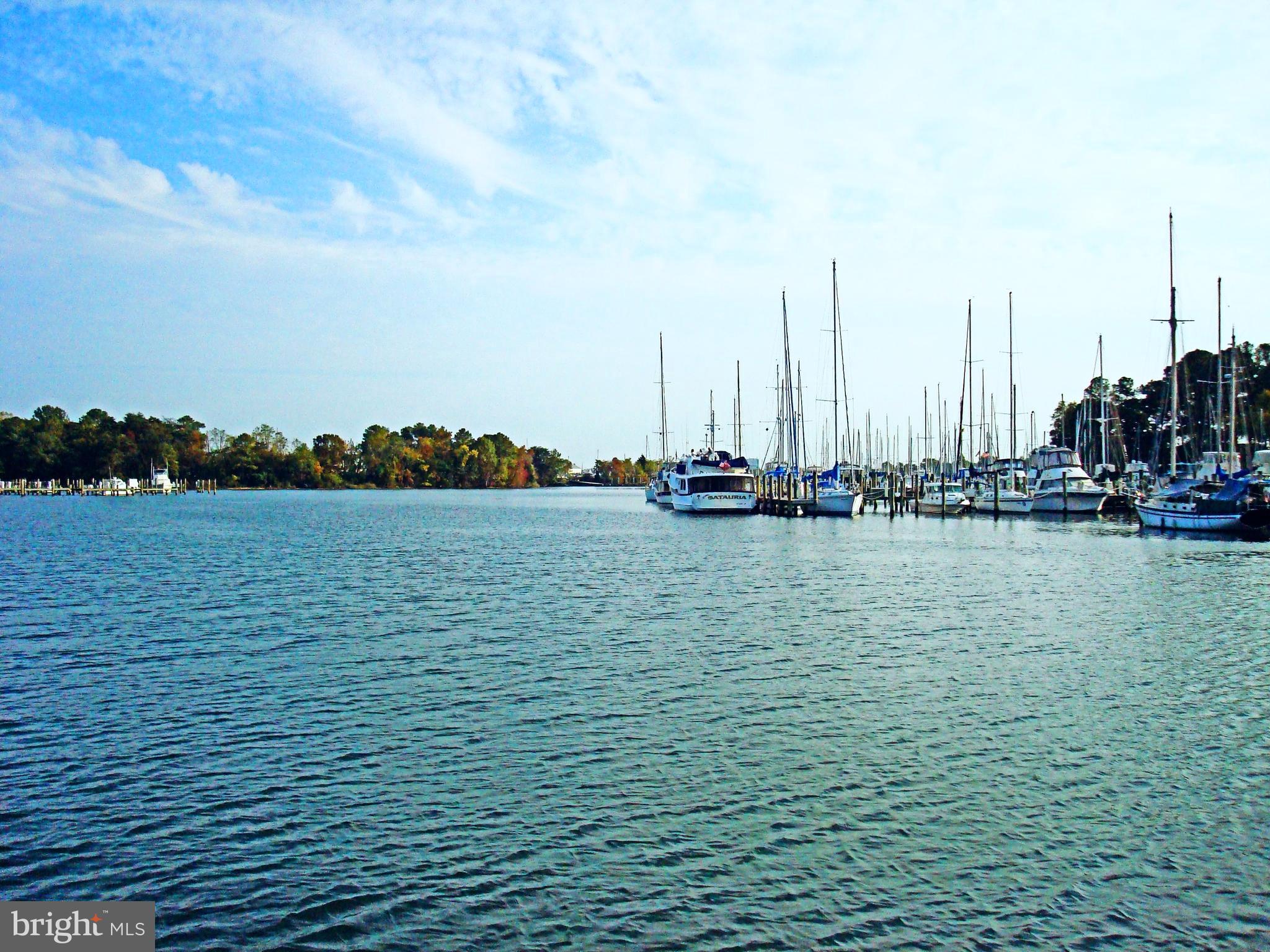 SOLOMONS LANDING - Residential