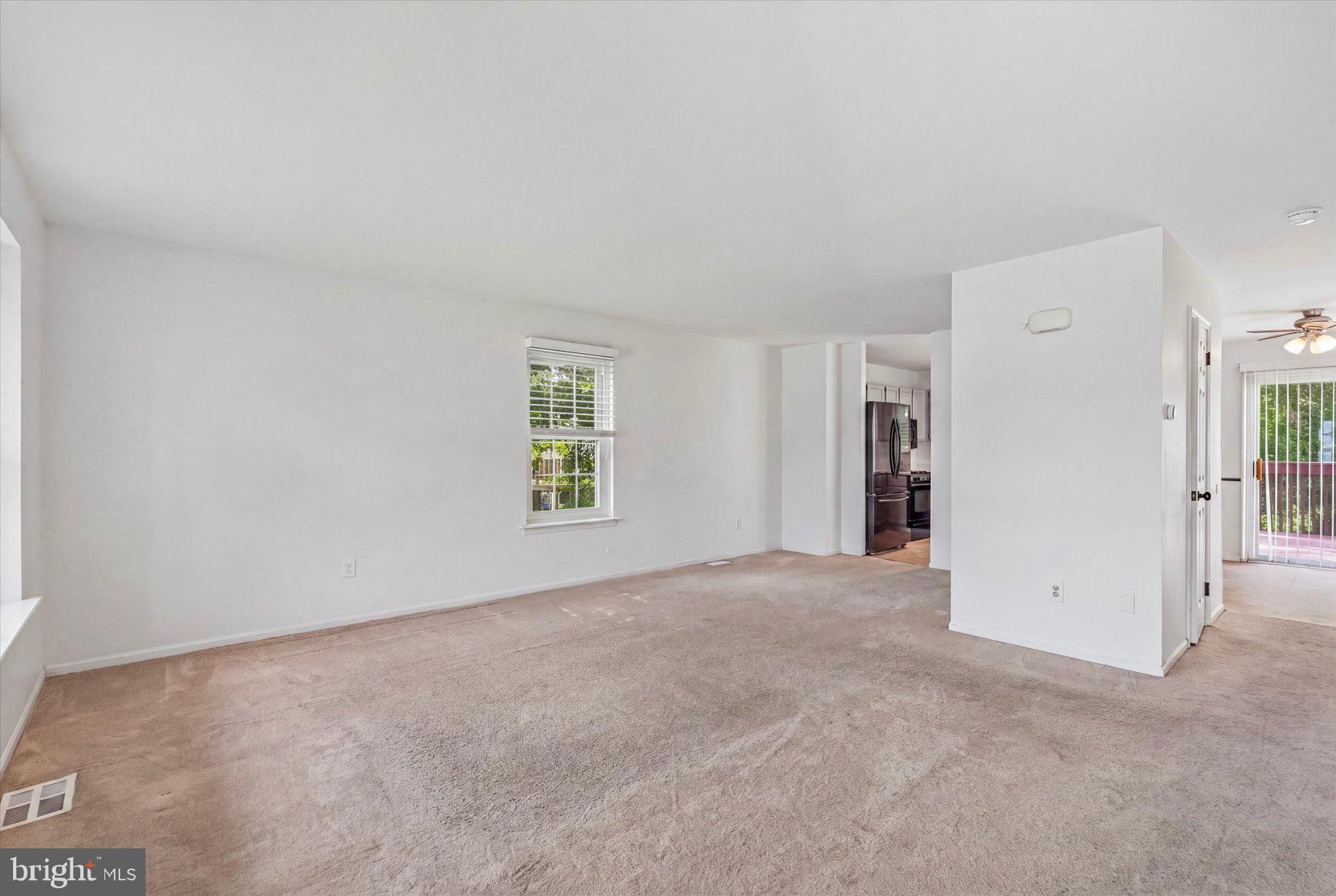 513 CAROUSEL CIRCLE