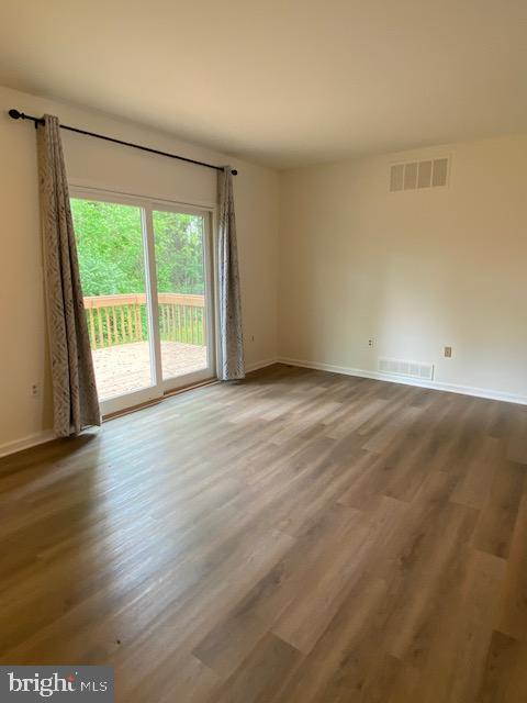 BALLINAHINCH - Residential Lease