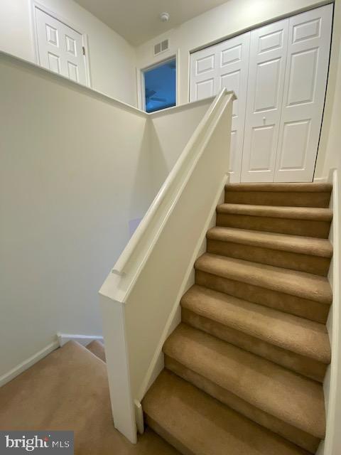 BALLINAHINCH - Residential Lease