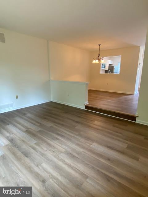 BALLINAHINCH - Residential Lease