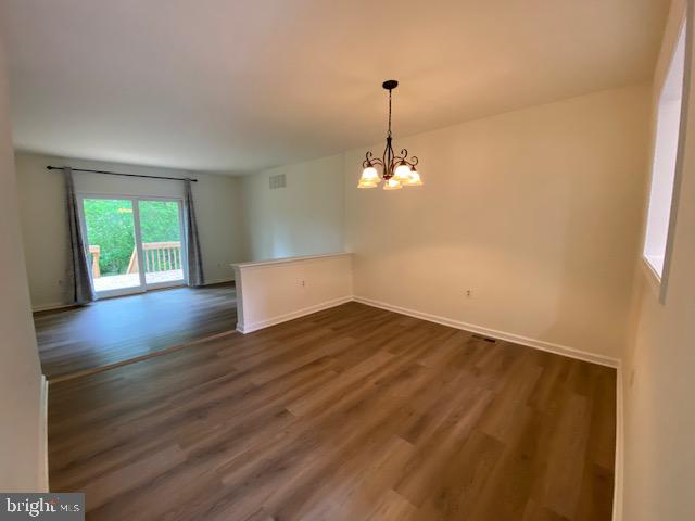 BALLINAHINCH - Residential Lease