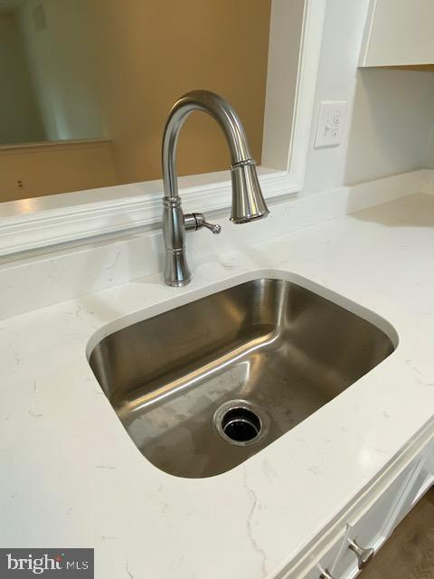 BALLINAHINCH - Residential Lease