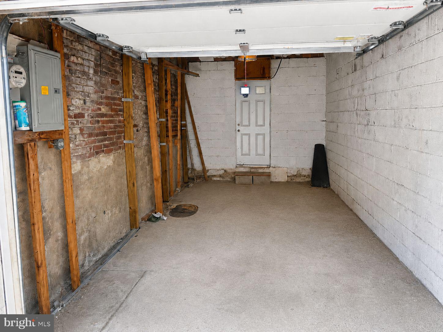 607 SEARS STREET