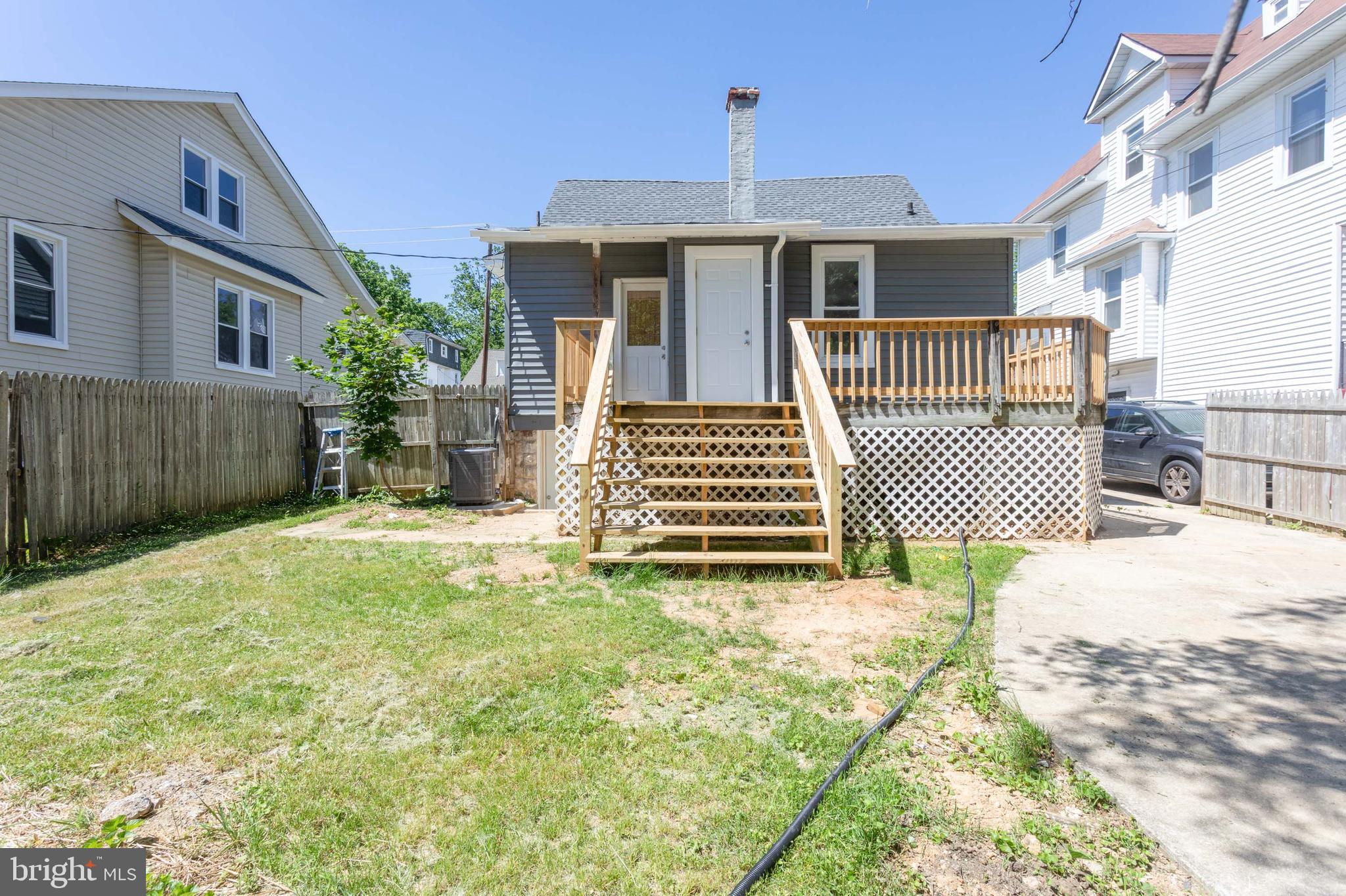 GARRISON - Residential