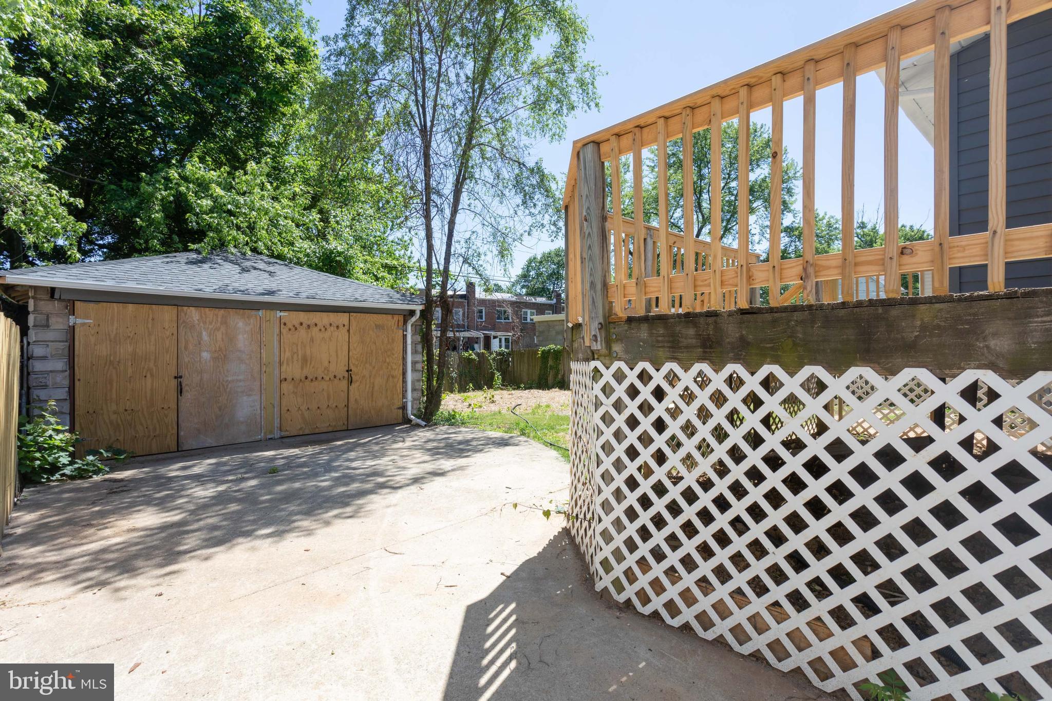 GARRISON - Residential