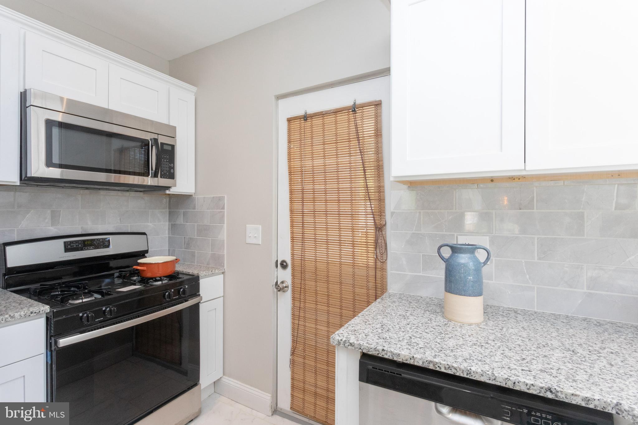 GARRISON - Residential