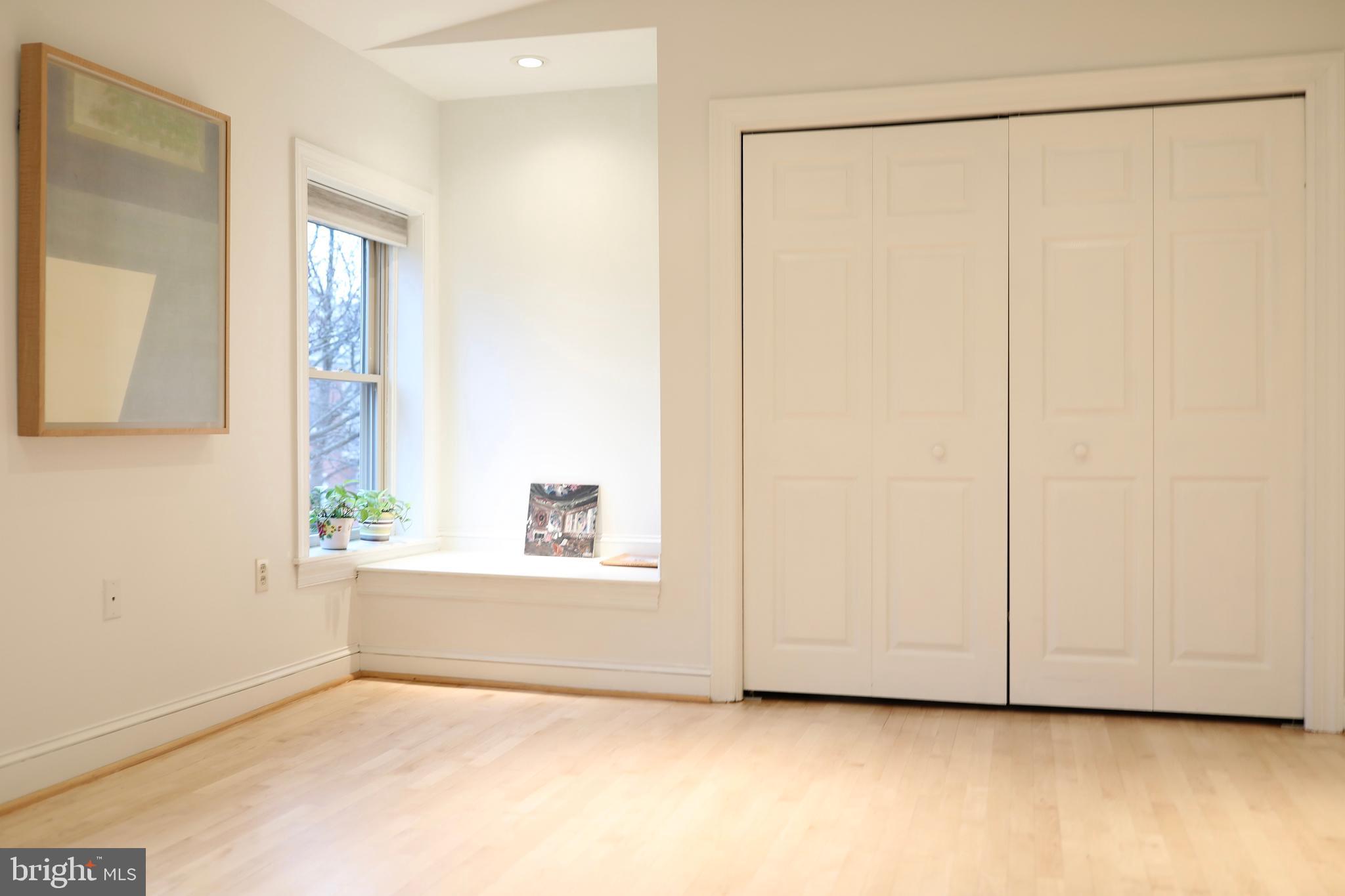 FAIRMOUNT - Residential