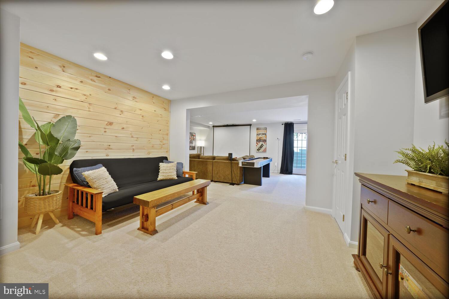 BRAMBLETON - Residential