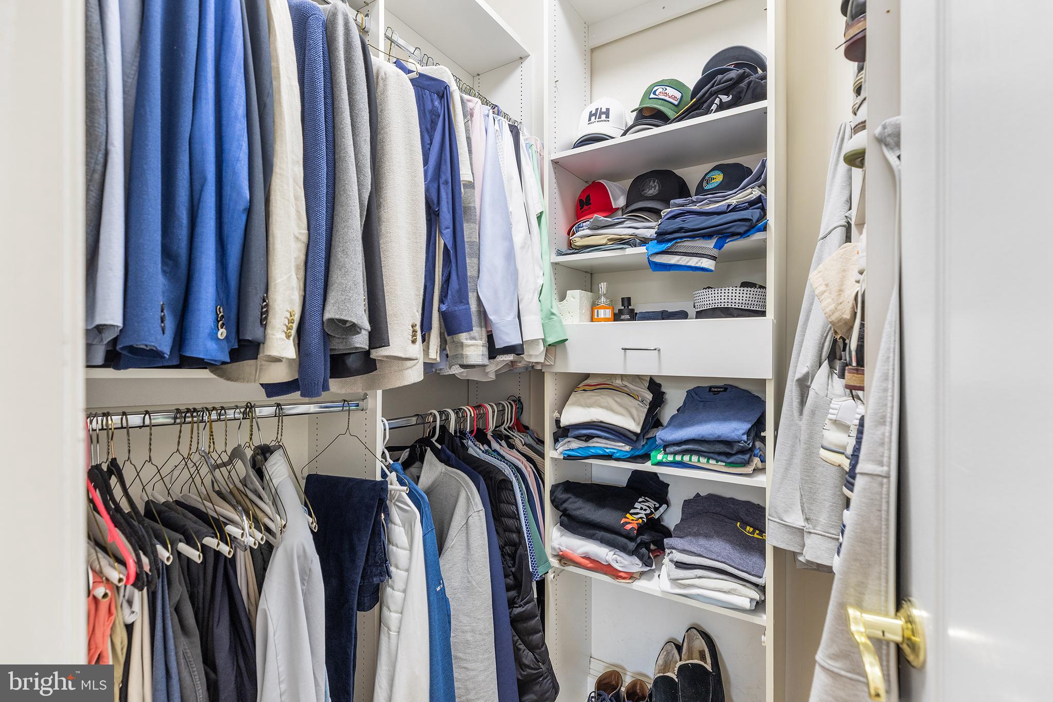 DAYLESFORD LAKE - Residential