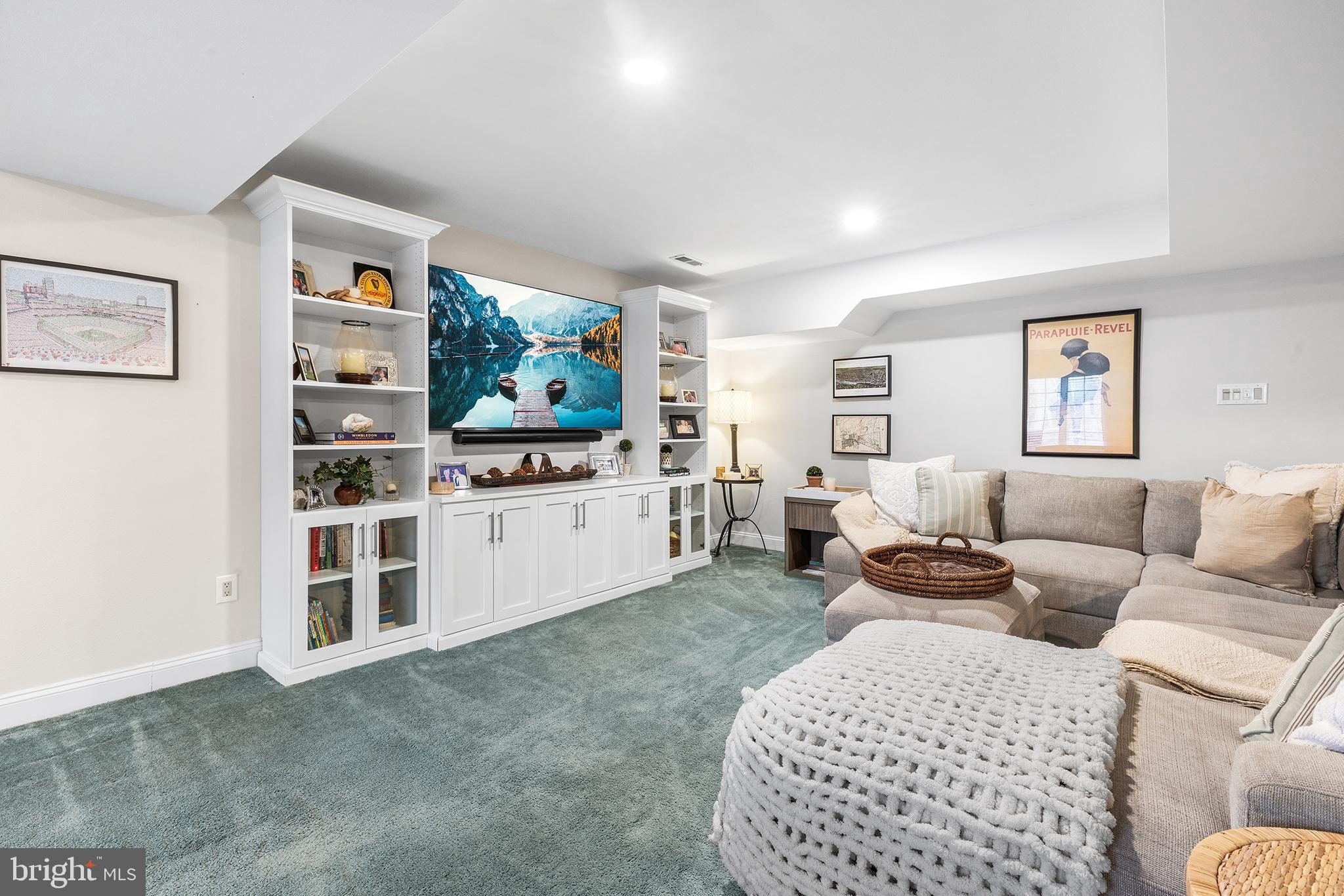 DAYLESFORD LAKE - Residential