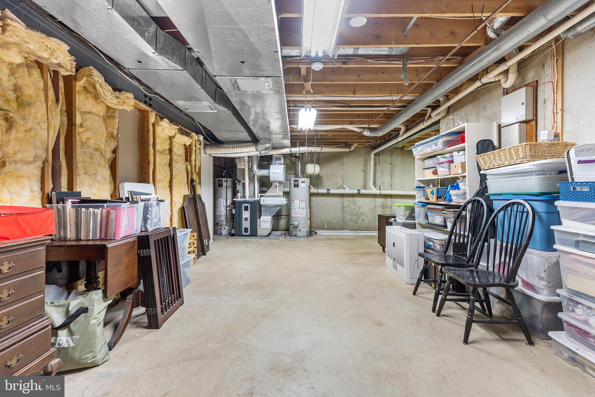 DAYLESFORD LAKE - Residential