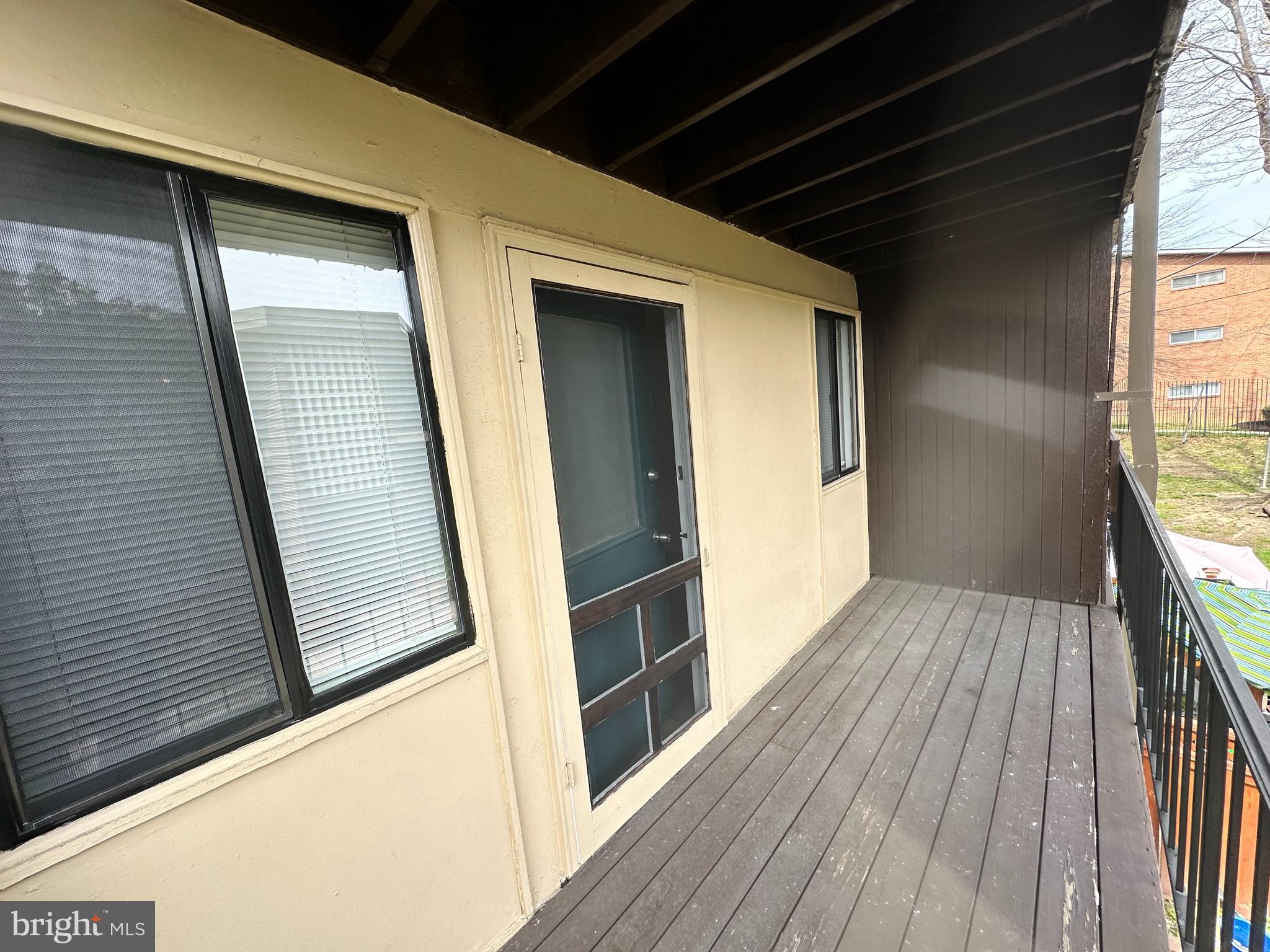 STONEGATE CONDO- PHASE I - Residential Lease