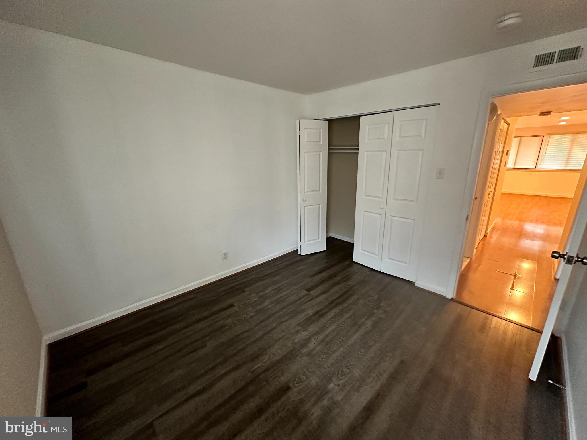 STONEGATE CONDO- PHASE I - Residential Lease