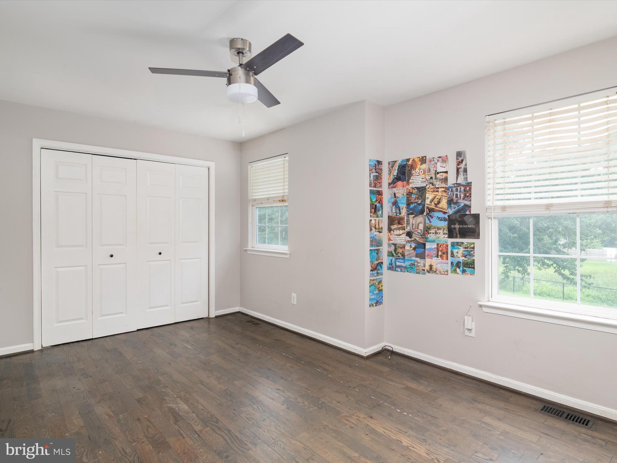 ASHTON - Residential