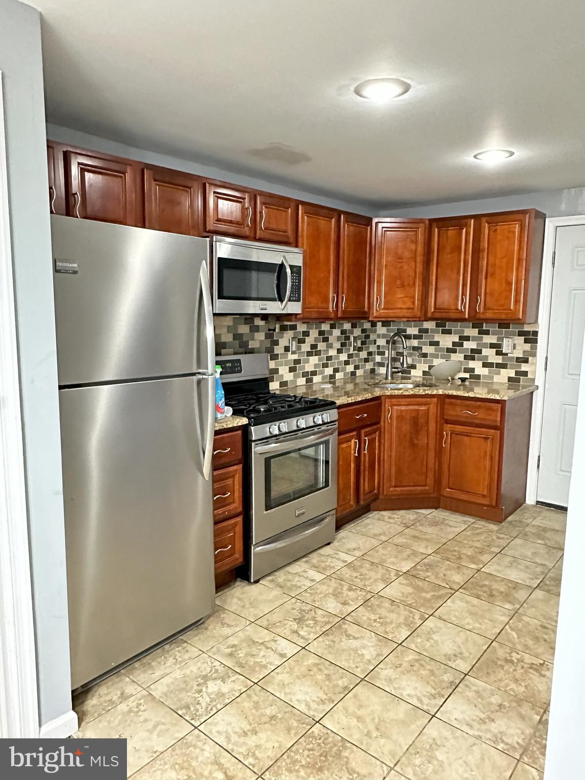 GERMANTOWN - Residential Lease