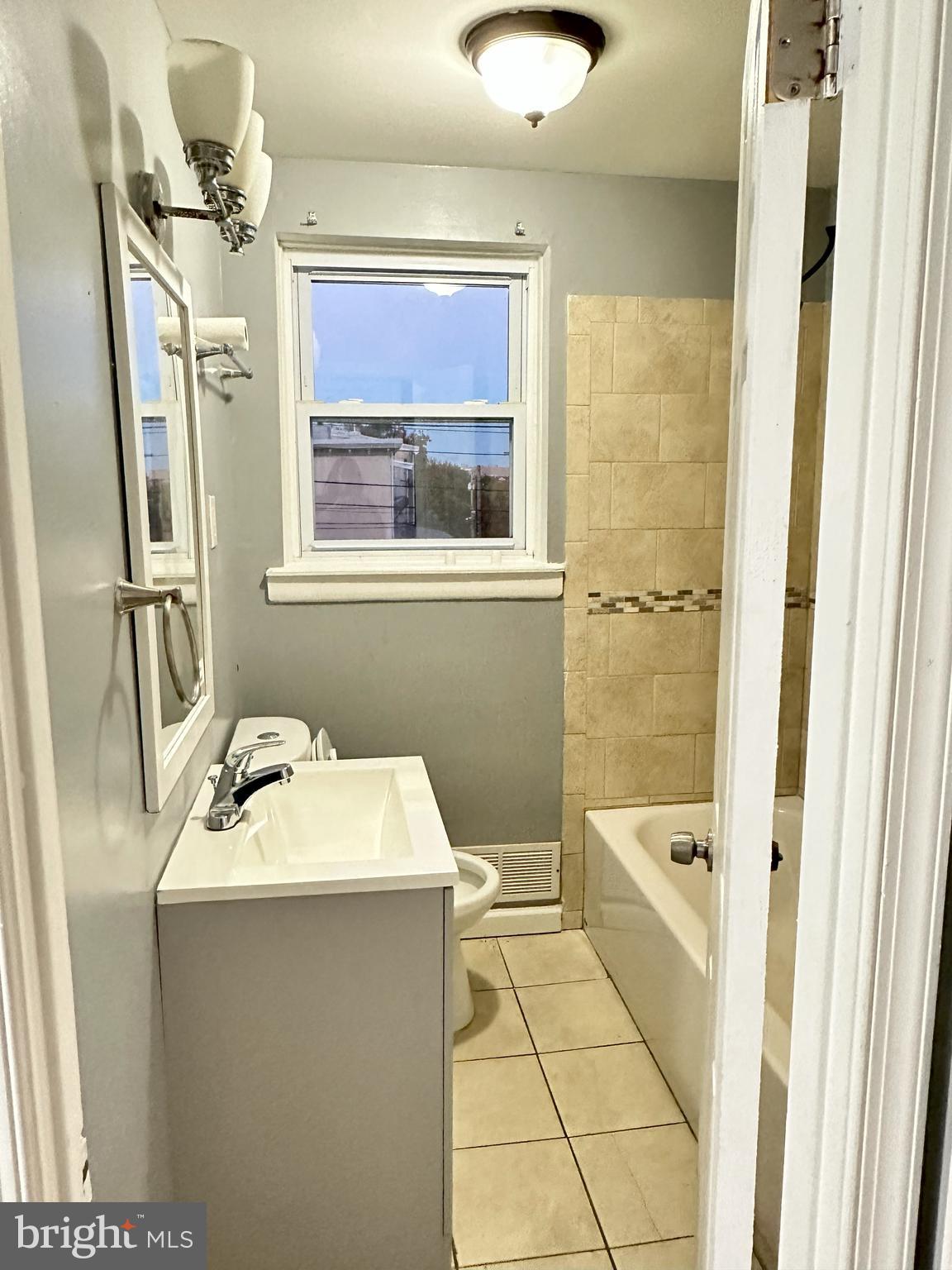 GERMANTOWN - Residential Lease