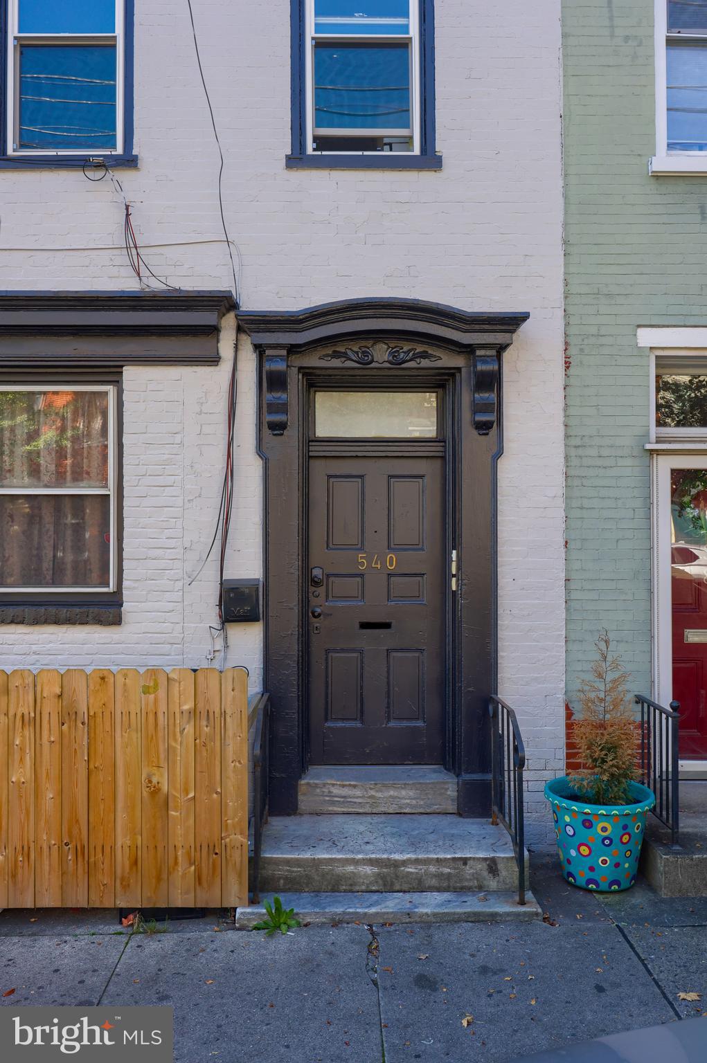 540 E KING STREET 542