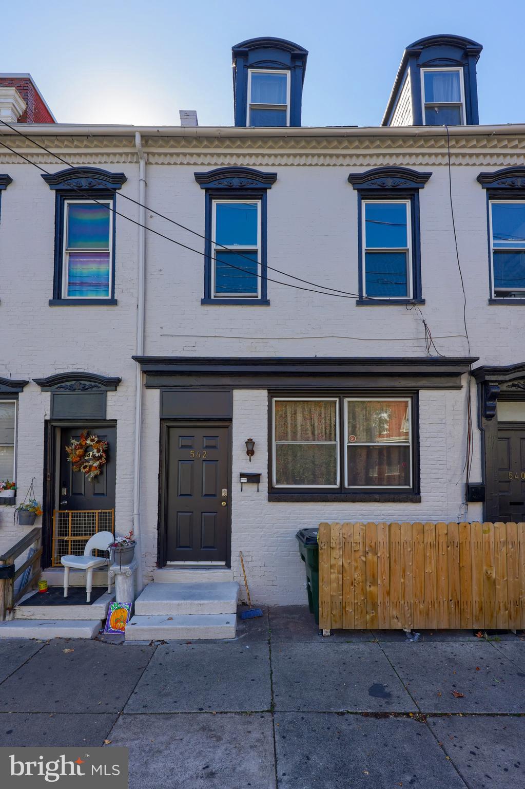 540 E KING STREET 542