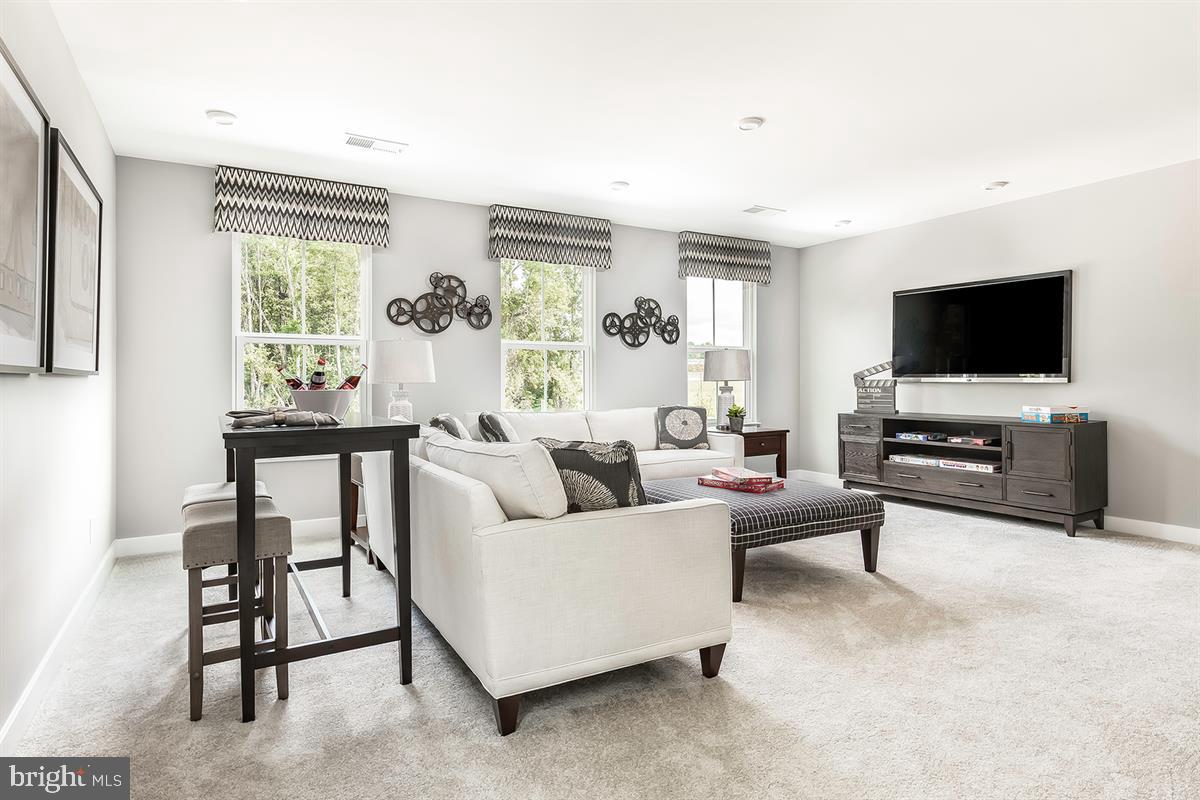 SOLOMONS CHOICE - Residential