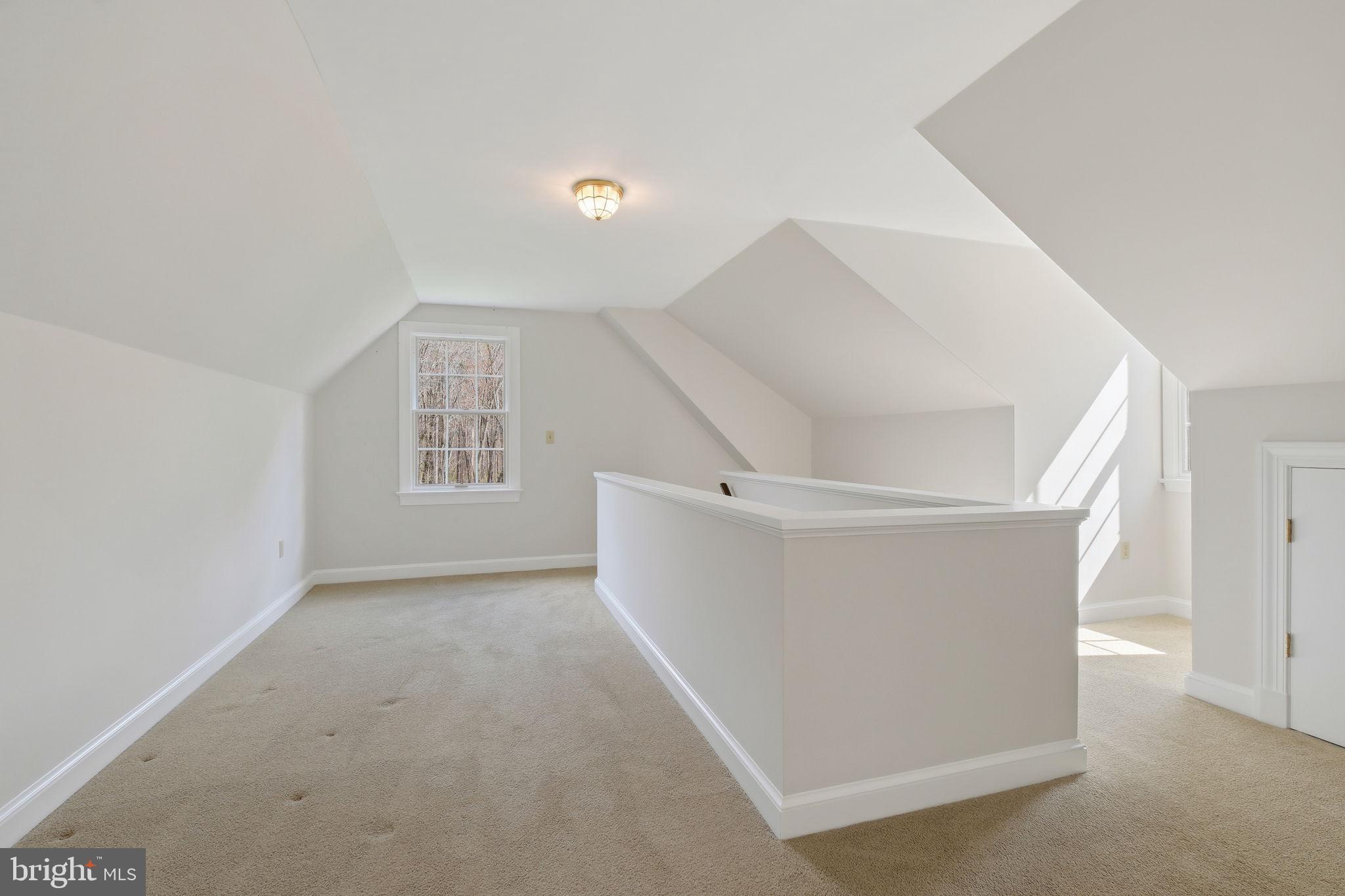 AVERY VILLAGE - Residential