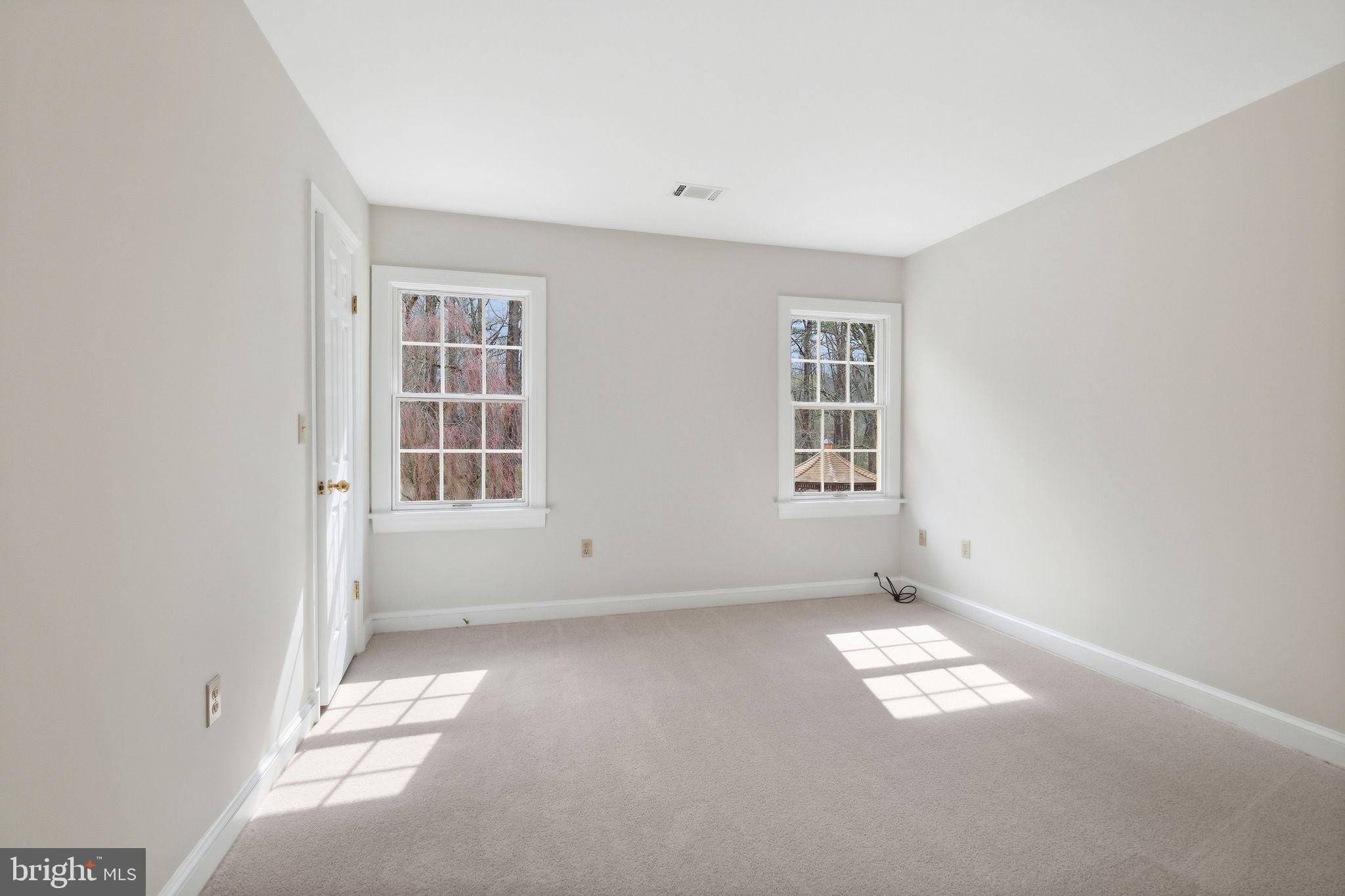 AVERY VILLAGE - Residential