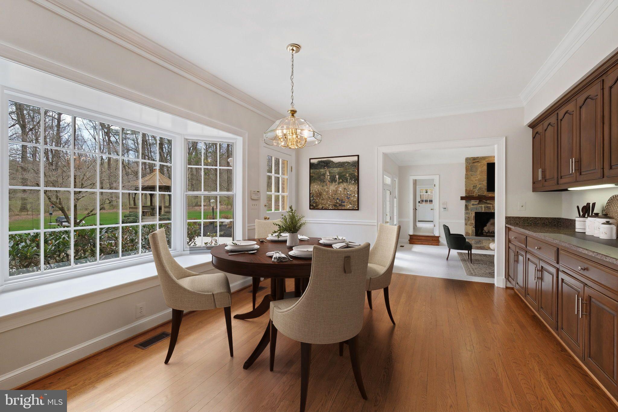 AVERY VILLAGE - Residential