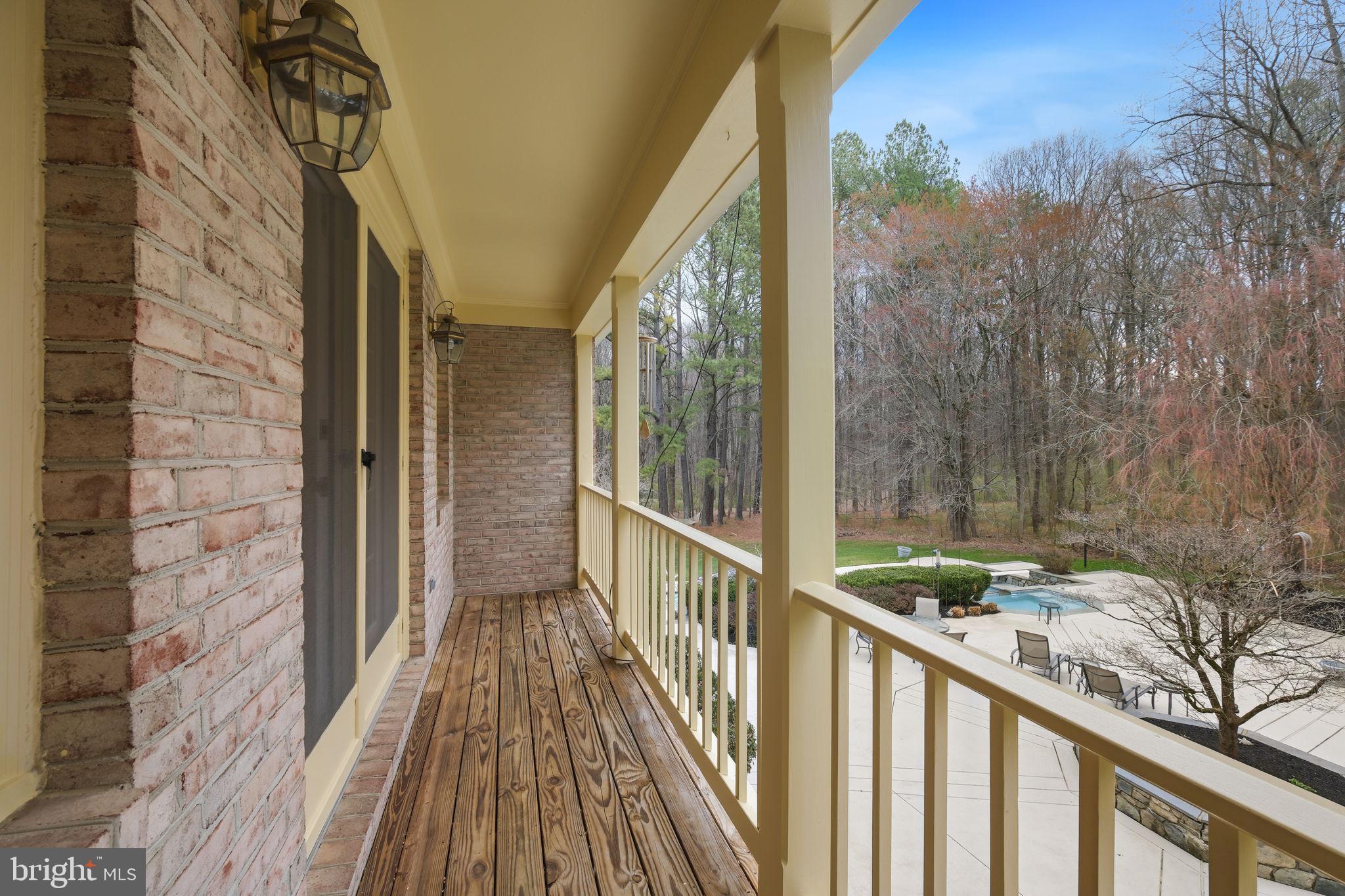 AVERY VILLAGE - Residential