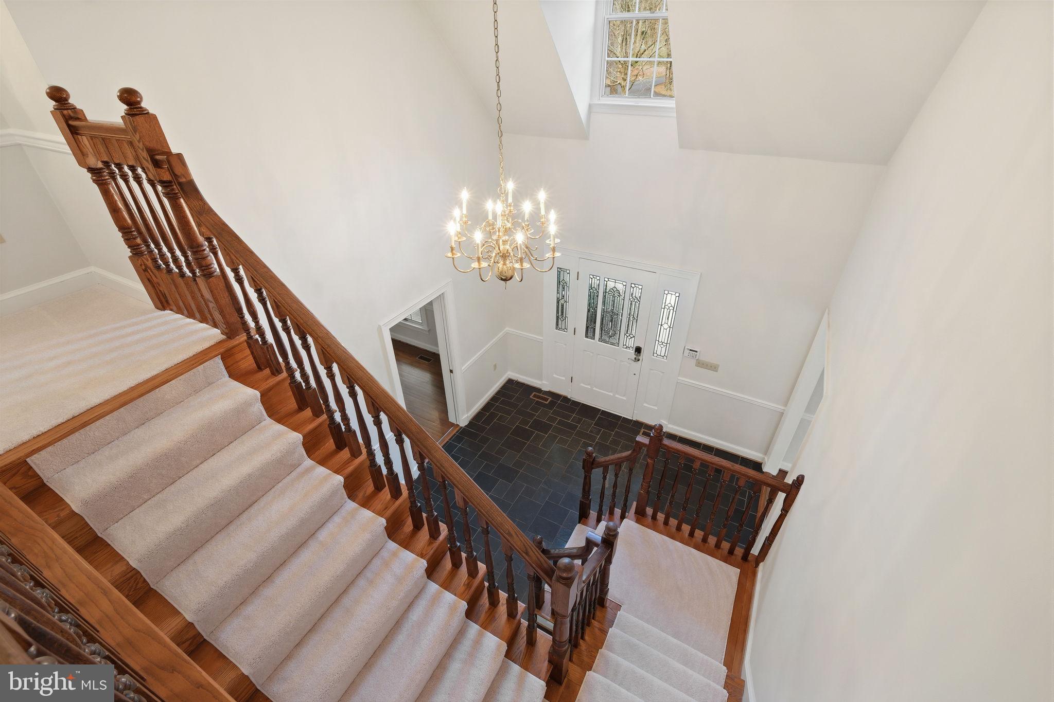 AVERY VILLAGE - Residential