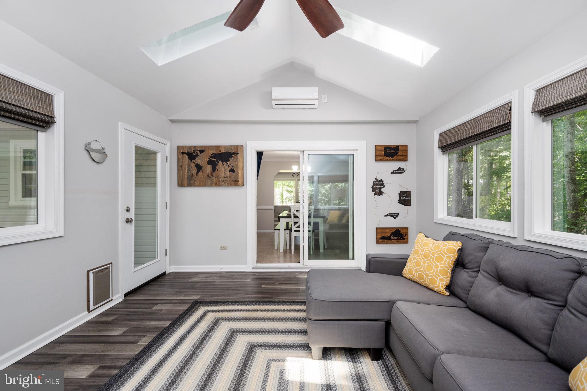 AQUIA HARBOUR - Residential