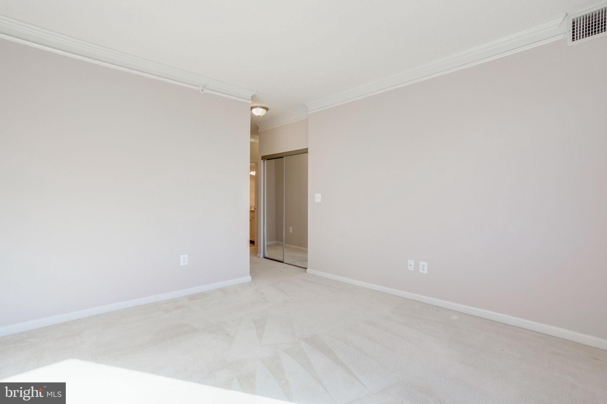 LANSDOWNE WOODS - Residential Lease