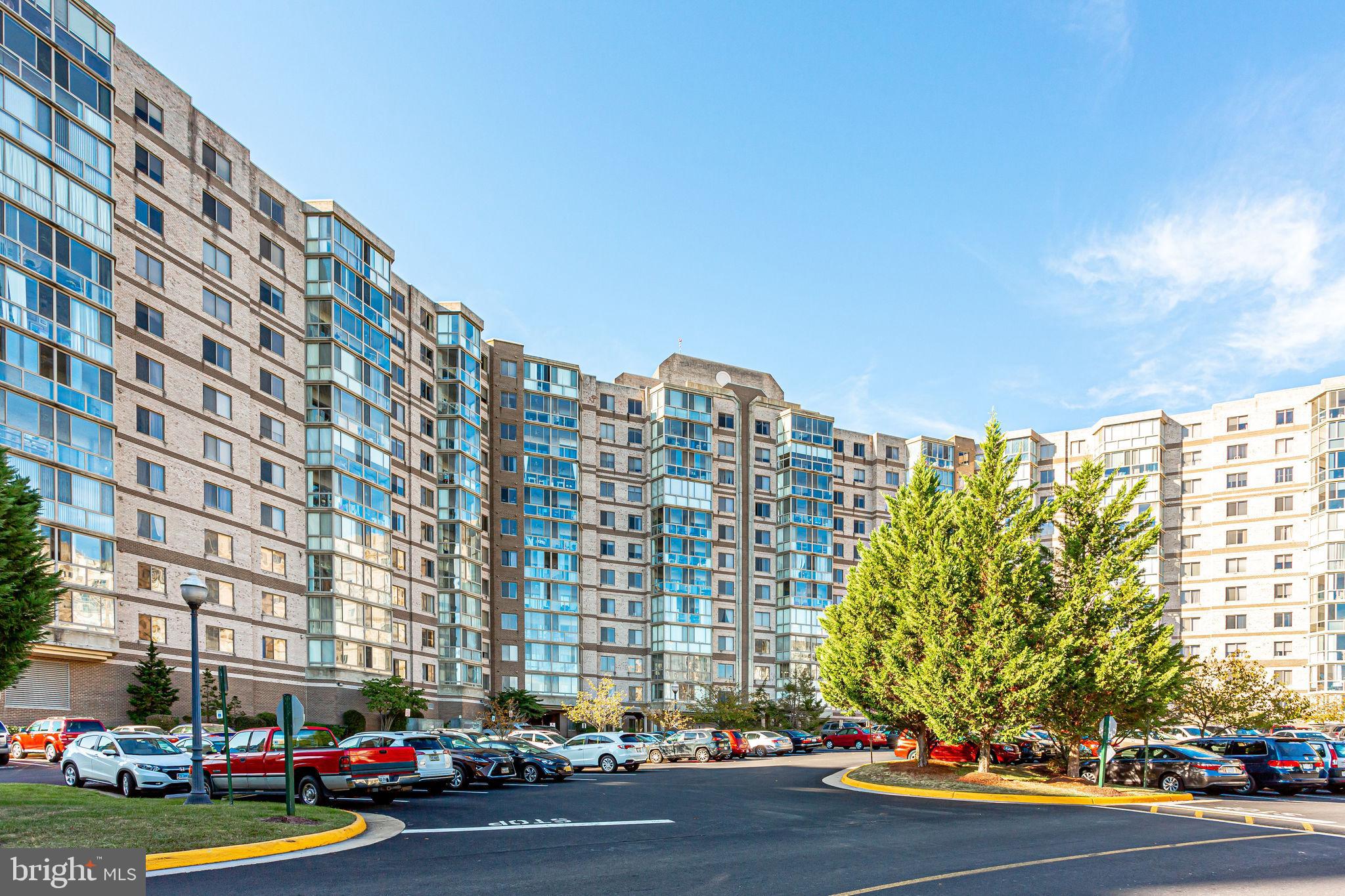 LANSDOWNE WOODS - Residential Lease