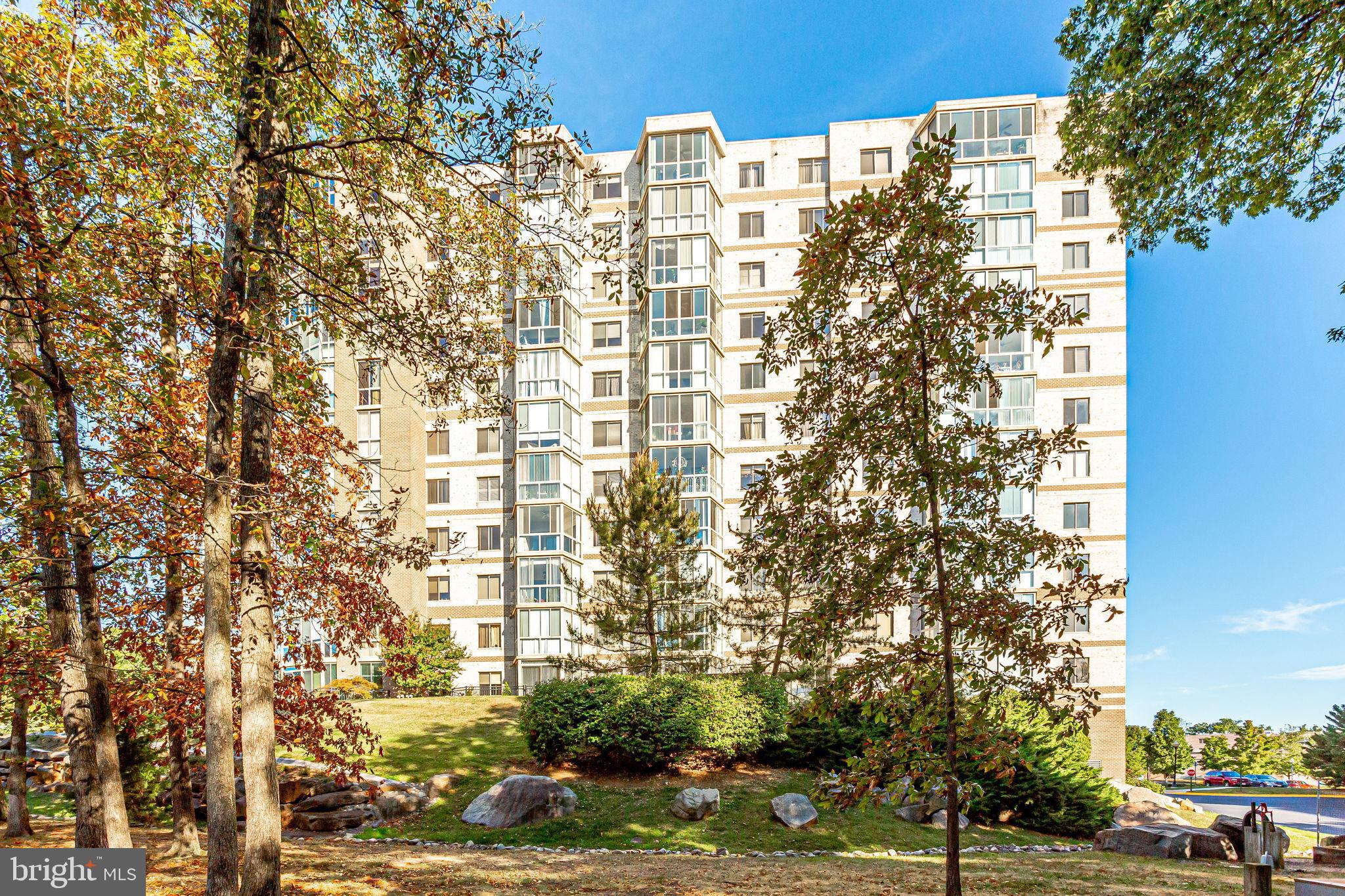 LANSDOWNE WOODS - Residential Lease