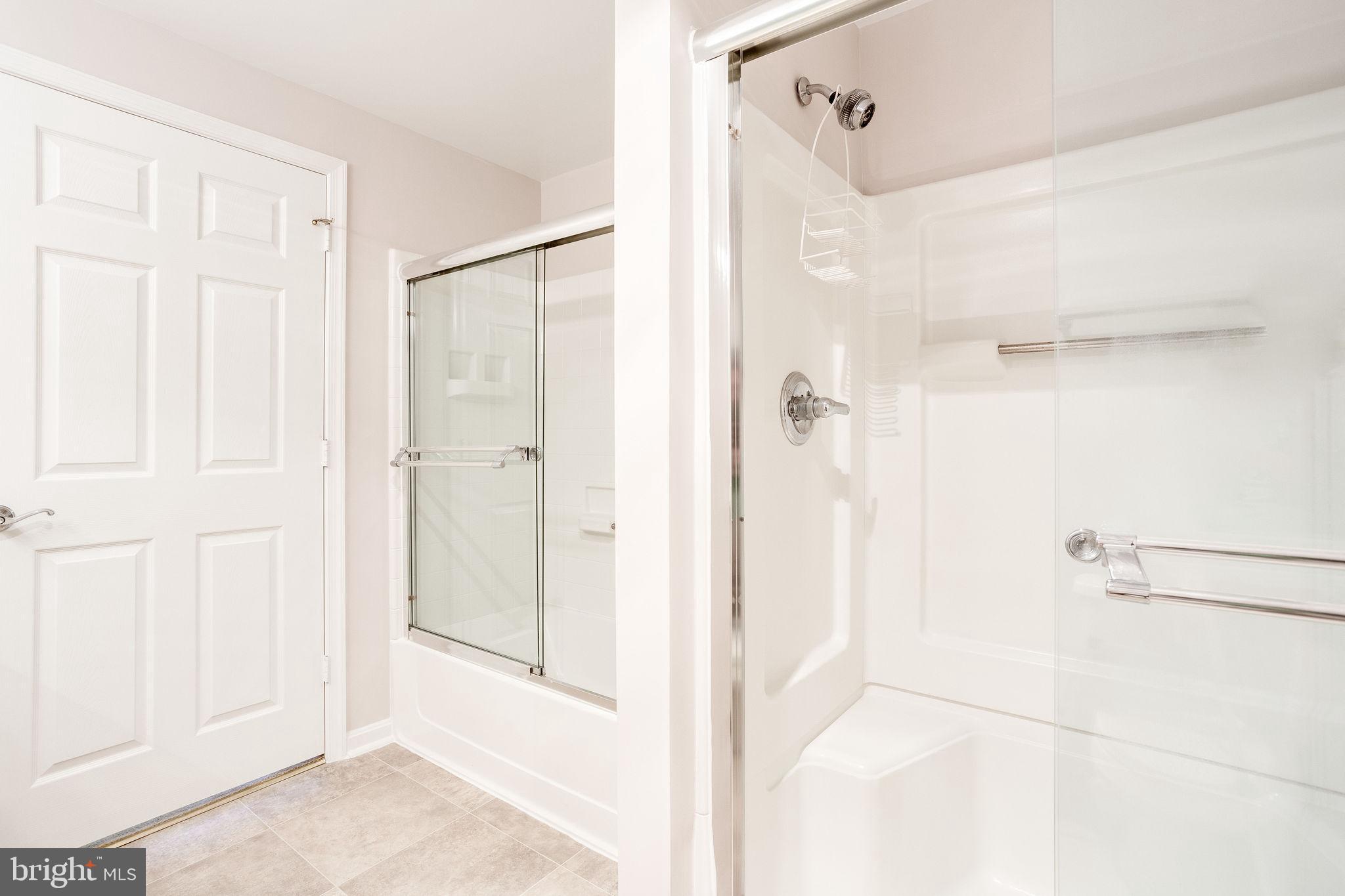 LANSDOWNE WOODS - Residential Lease