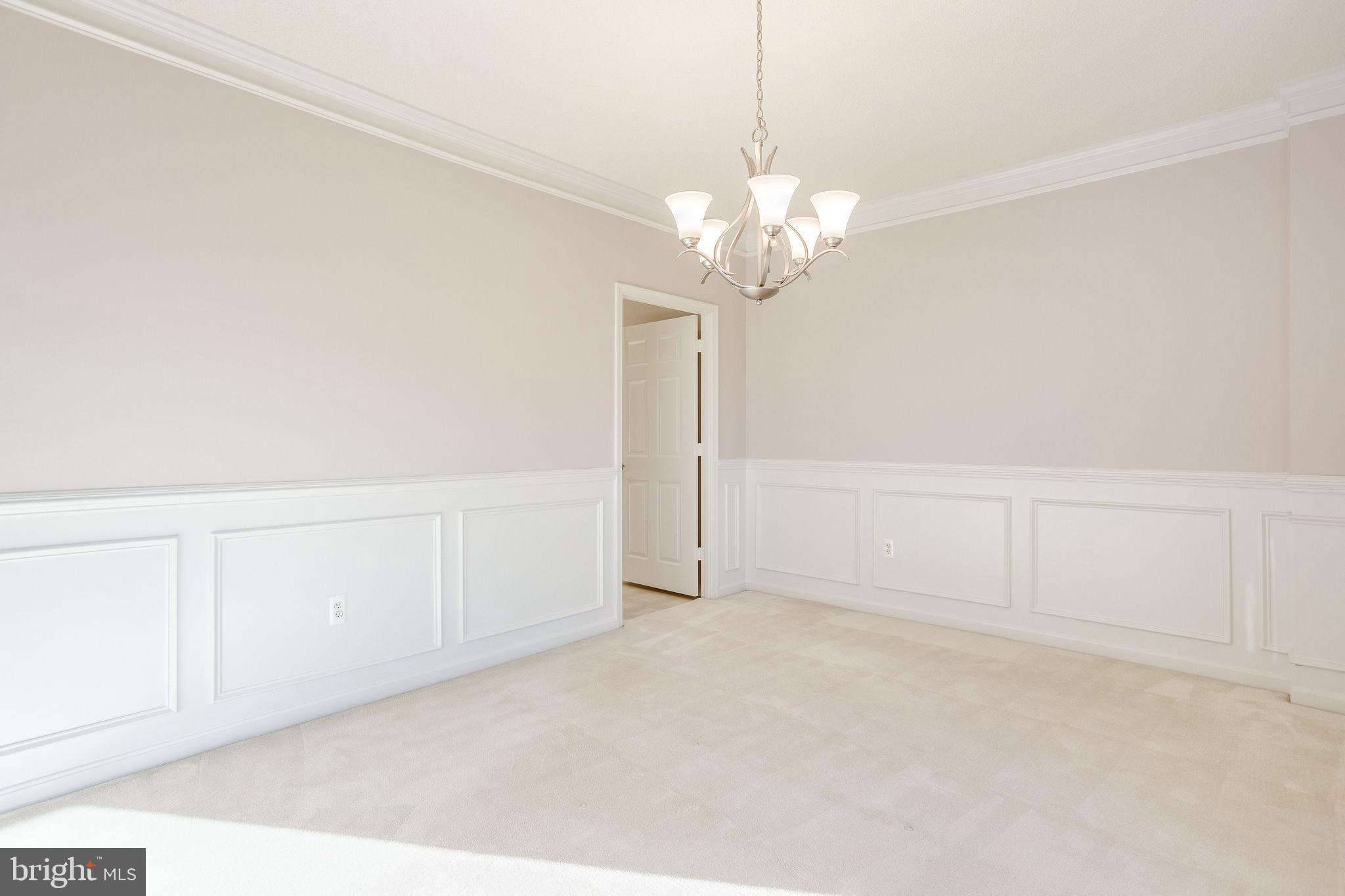 LANSDOWNE WOODS - Residential Lease