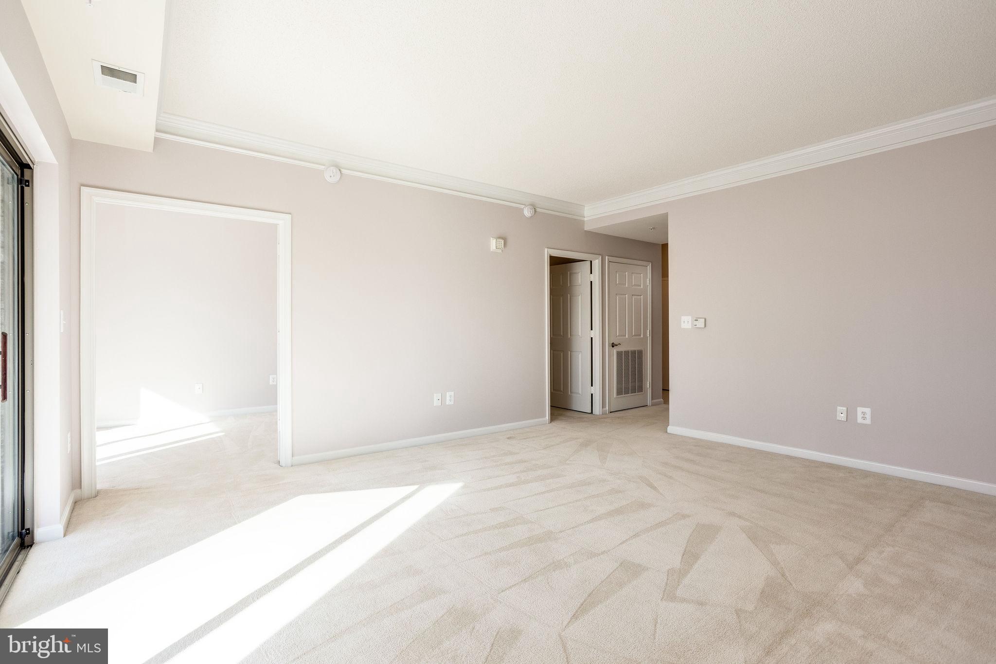 LANSDOWNE WOODS - Residential Lease