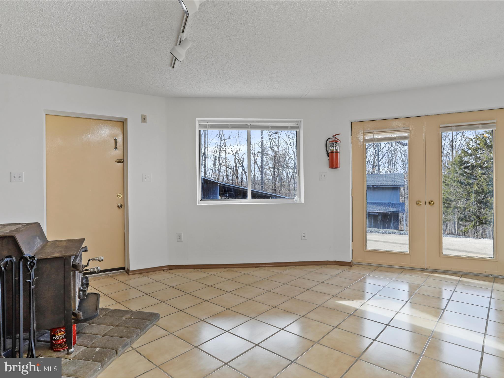 MOUNTAIN WALK - Residential