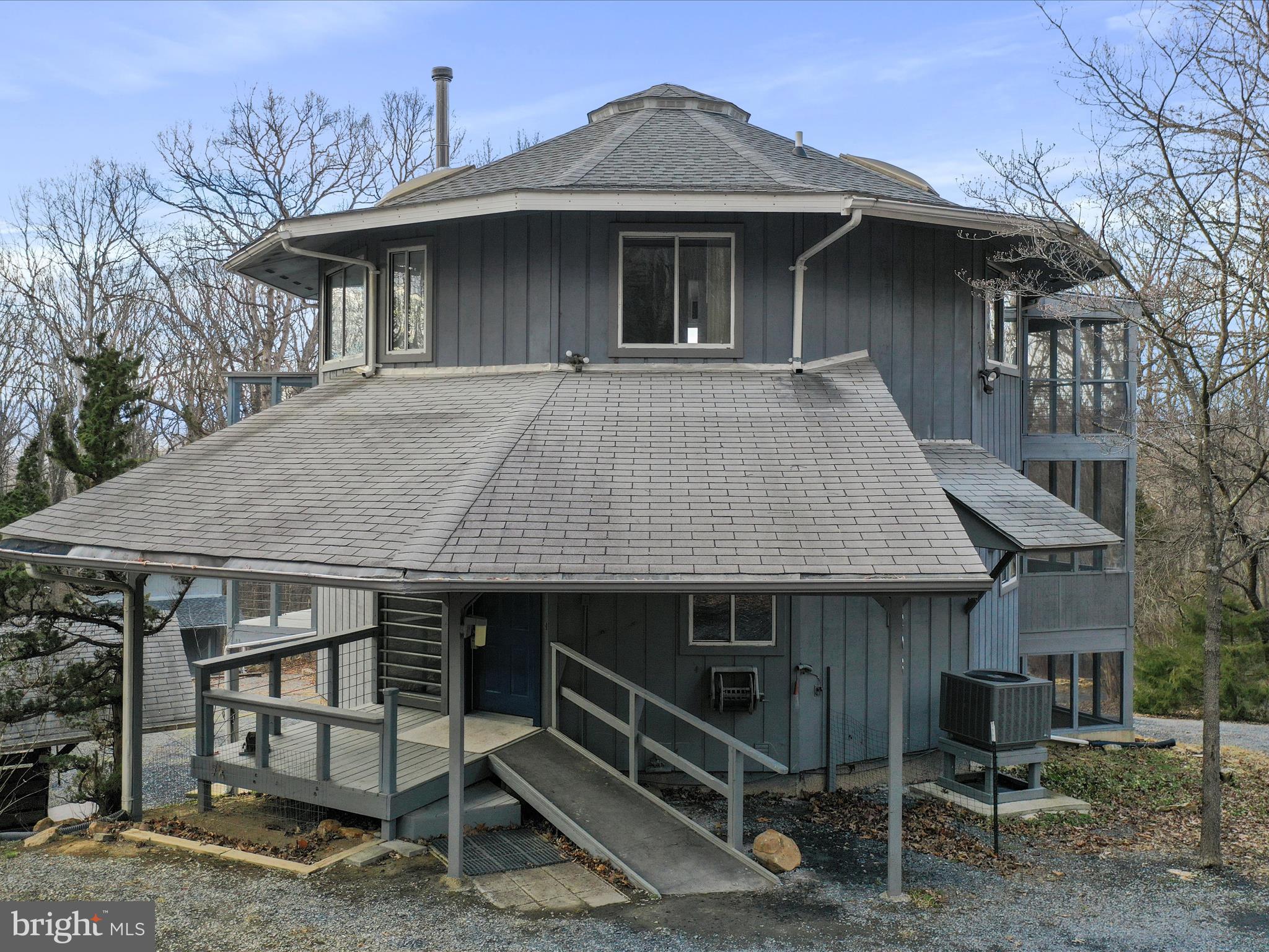 MOUNTAIN WALK - Residential