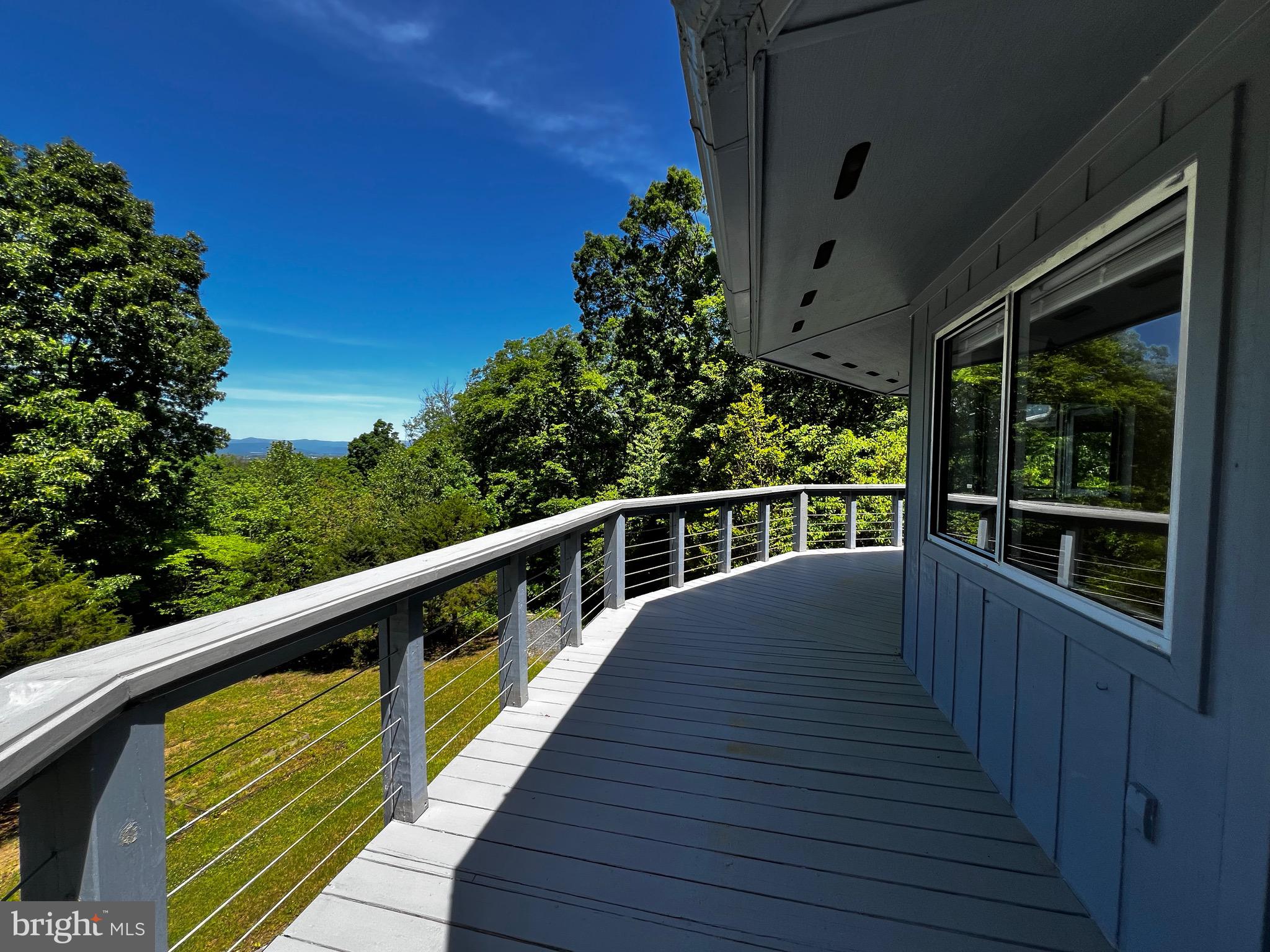 MOUNTAIN WALK - Residential