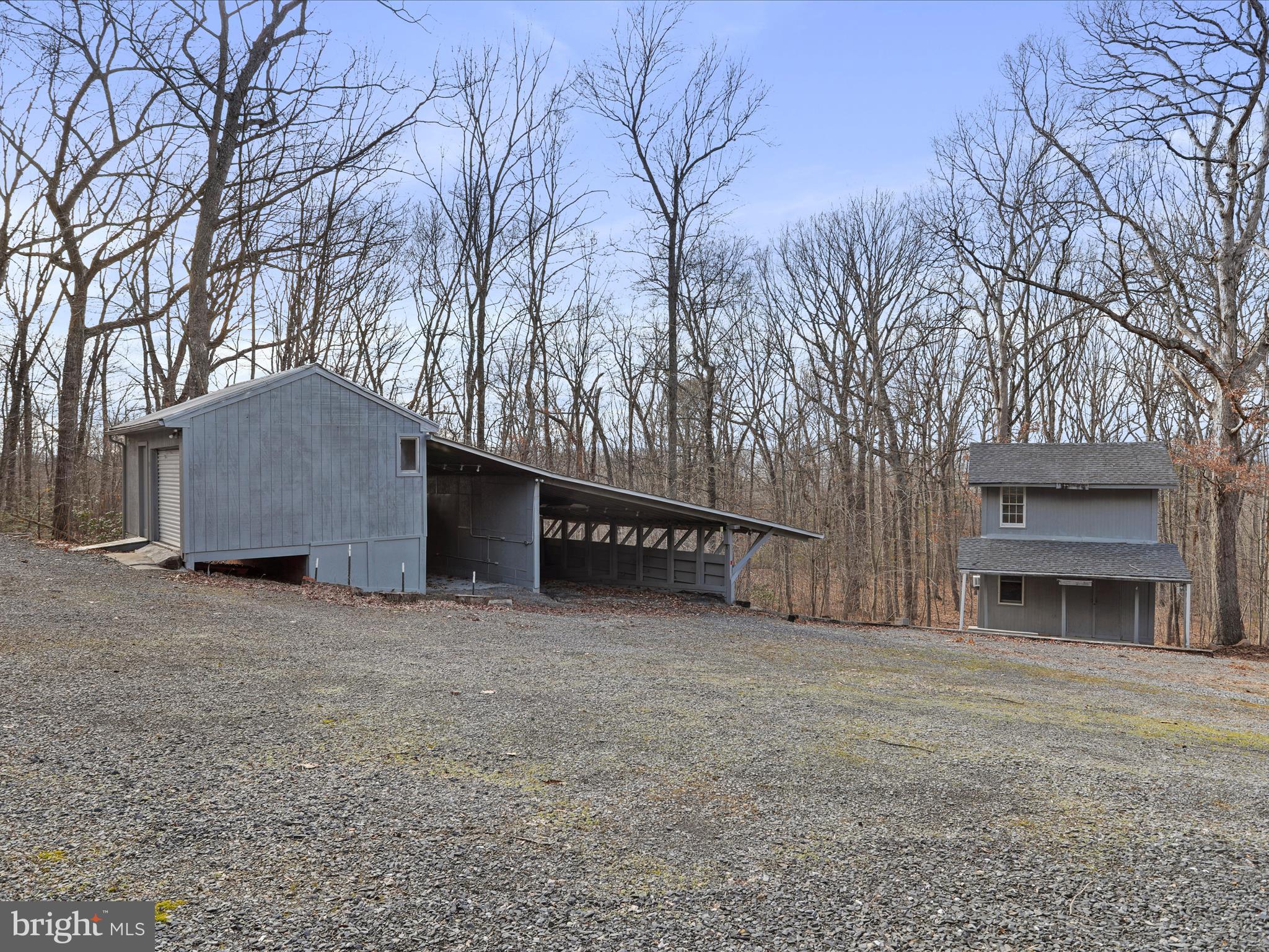 MOUNTAIN WALK - Residential