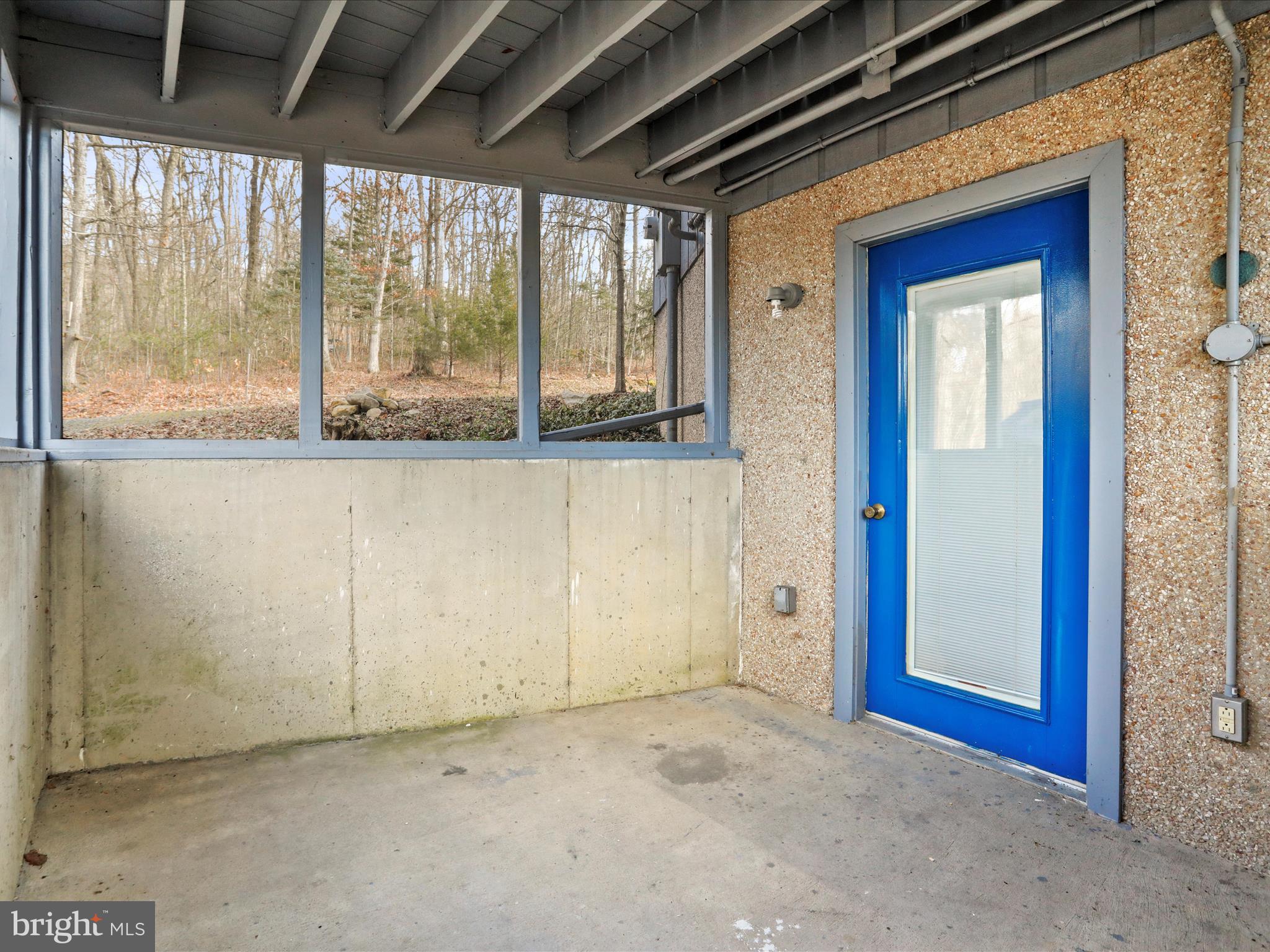 MOUNTAIN WALK - Residential