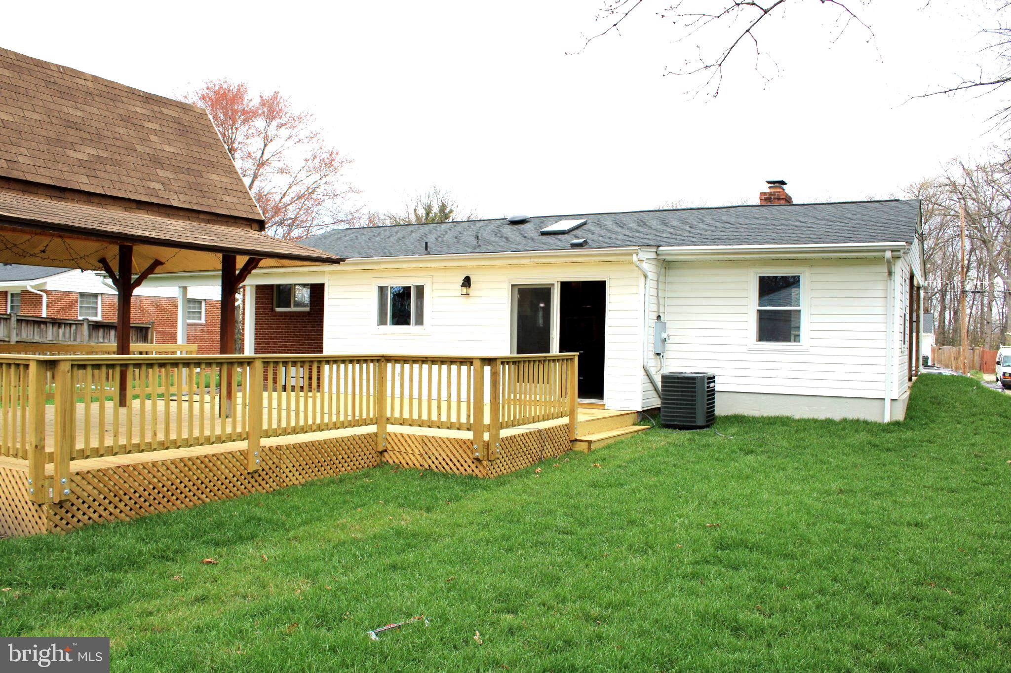 LOISDALE ESTATES - Residential