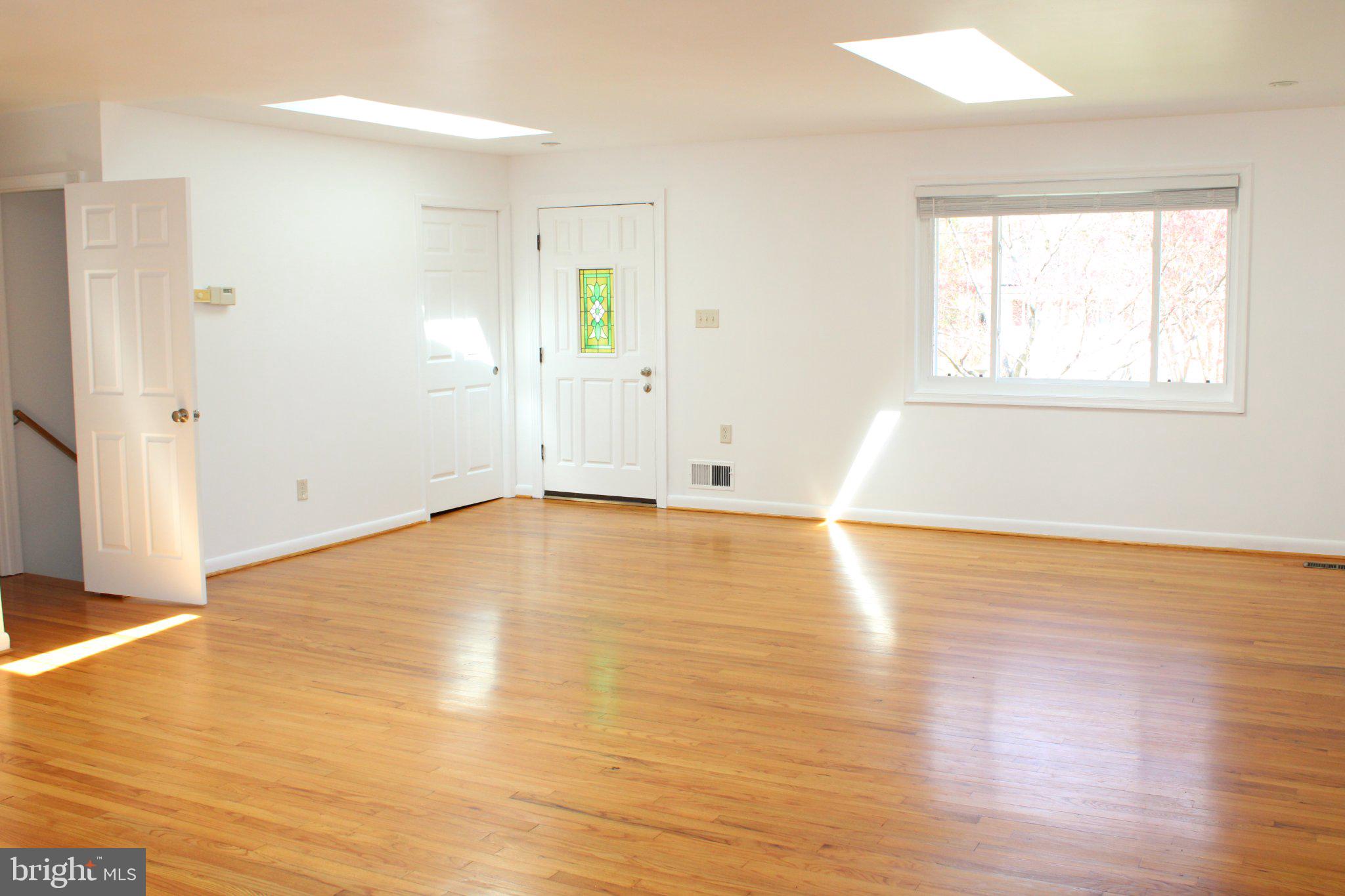 LOISDALE ESTATES - Residential