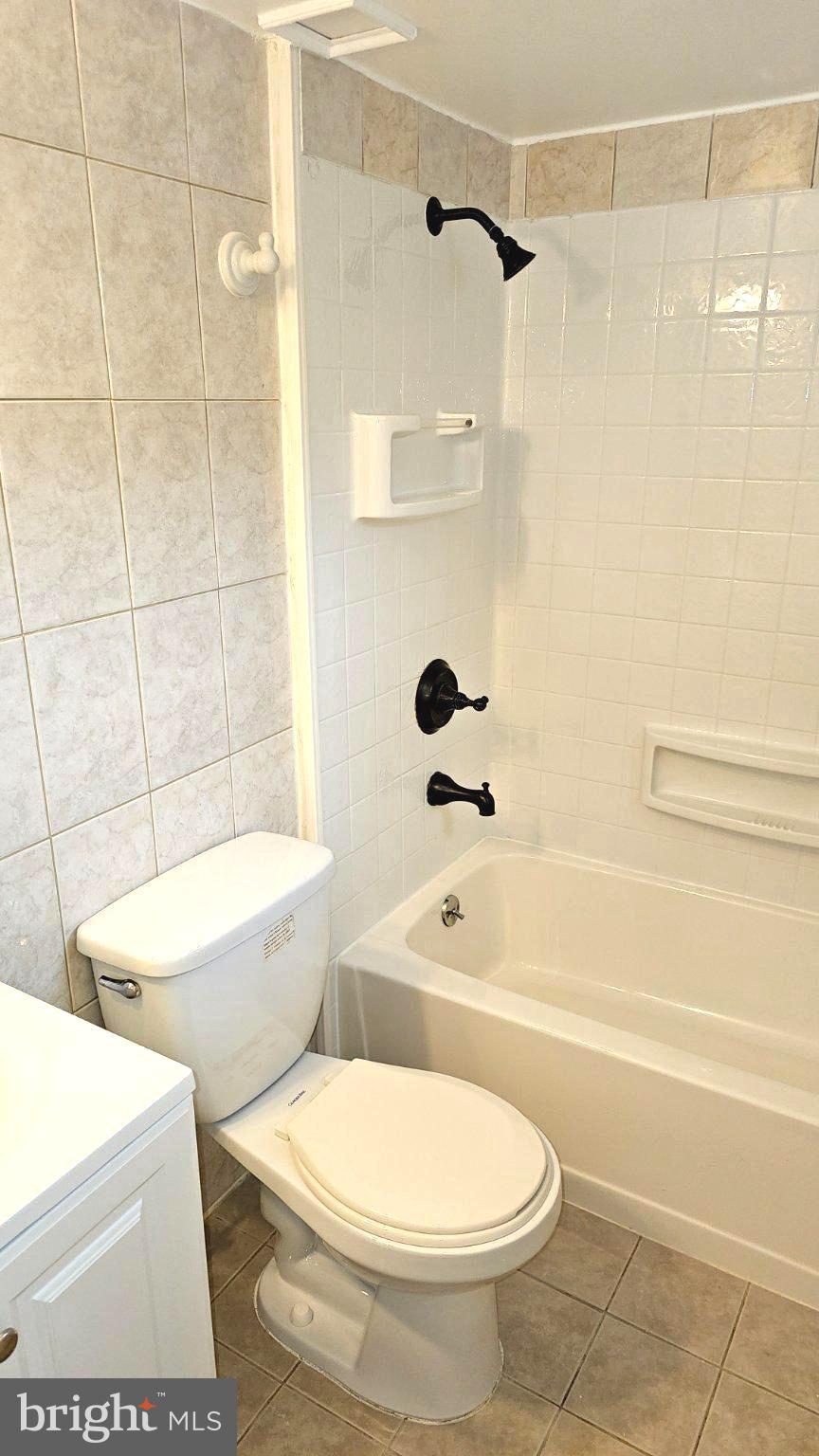 LOISDALE ESTATES - Residential