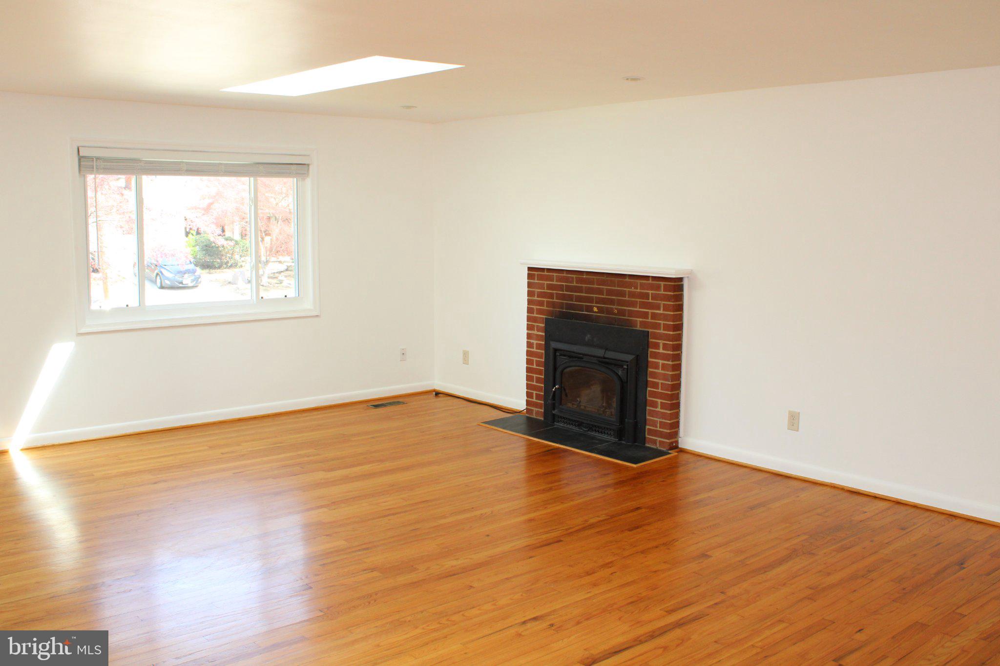 LOISDALE ESTATES - Residential