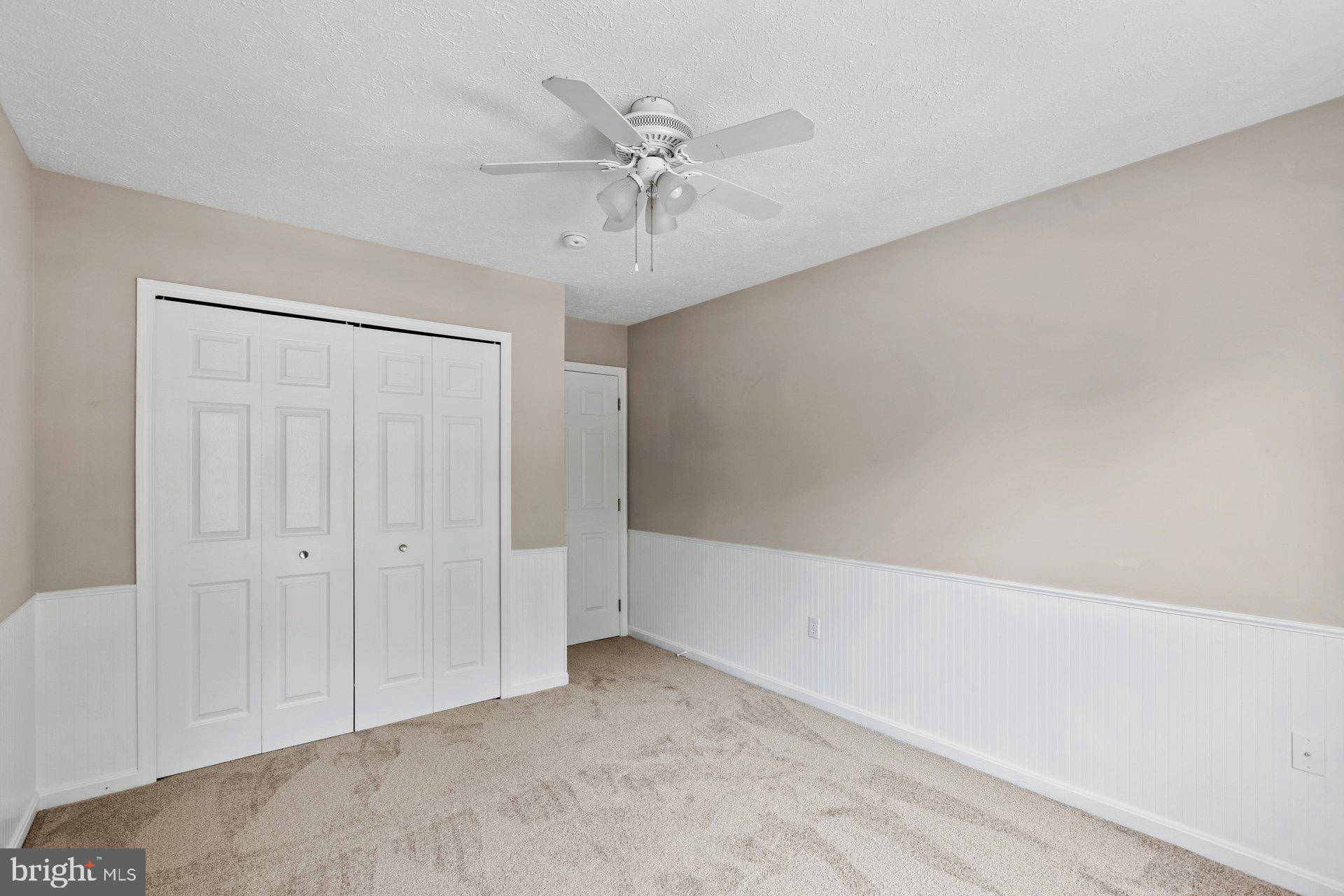 ST CHARLES HAMPSHIRE - Residential